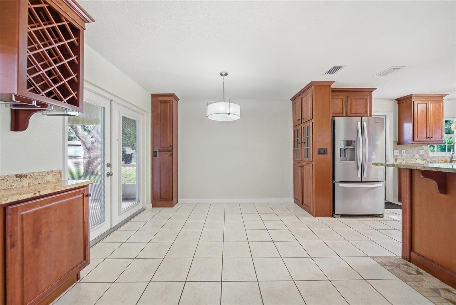 Single Family Residence at 9401 N ROME CIR, TAMPA, photo 9 of 27
