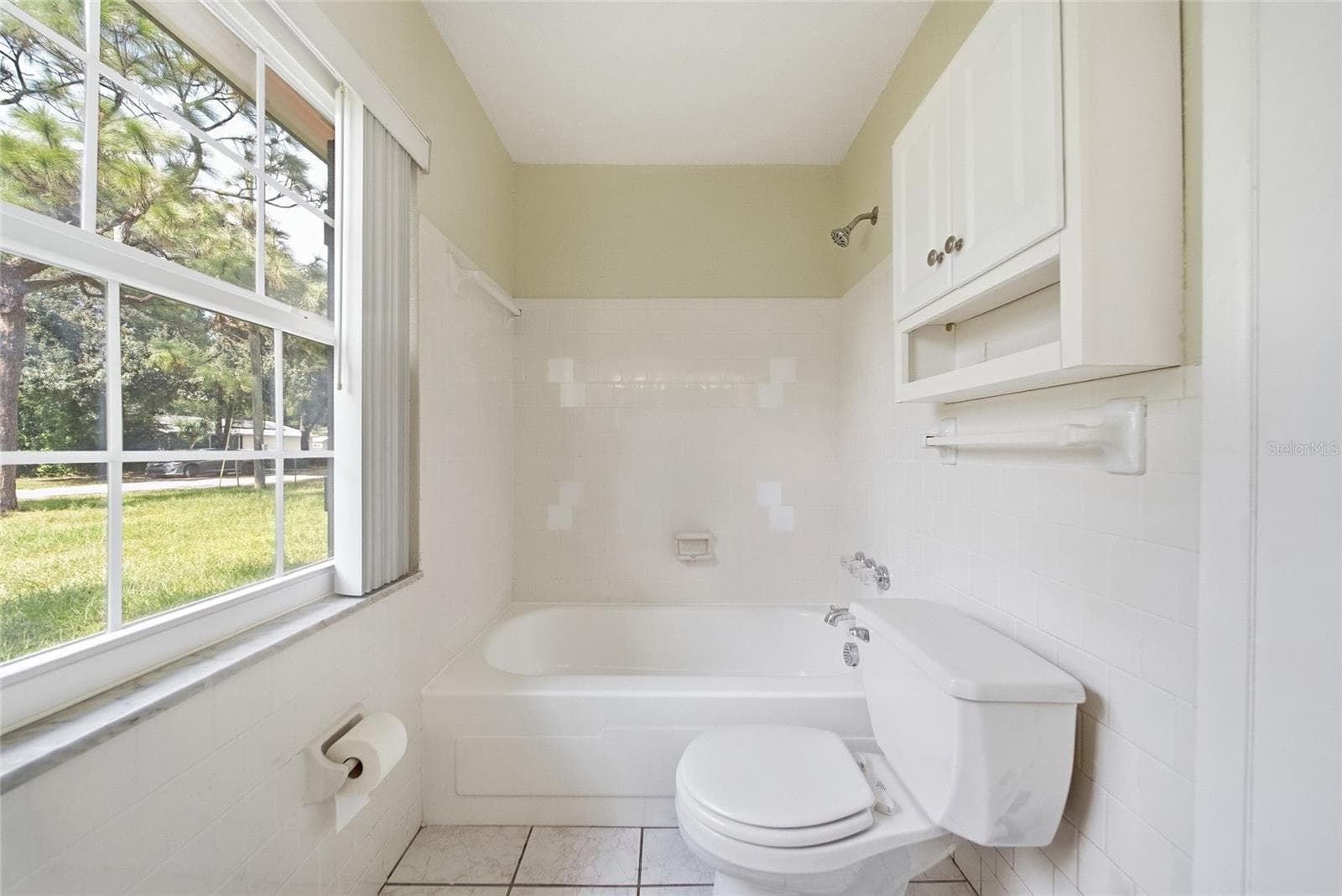 Single Family Residence at 9401 N ROME CIR, TAMPA, photo 18 of 27