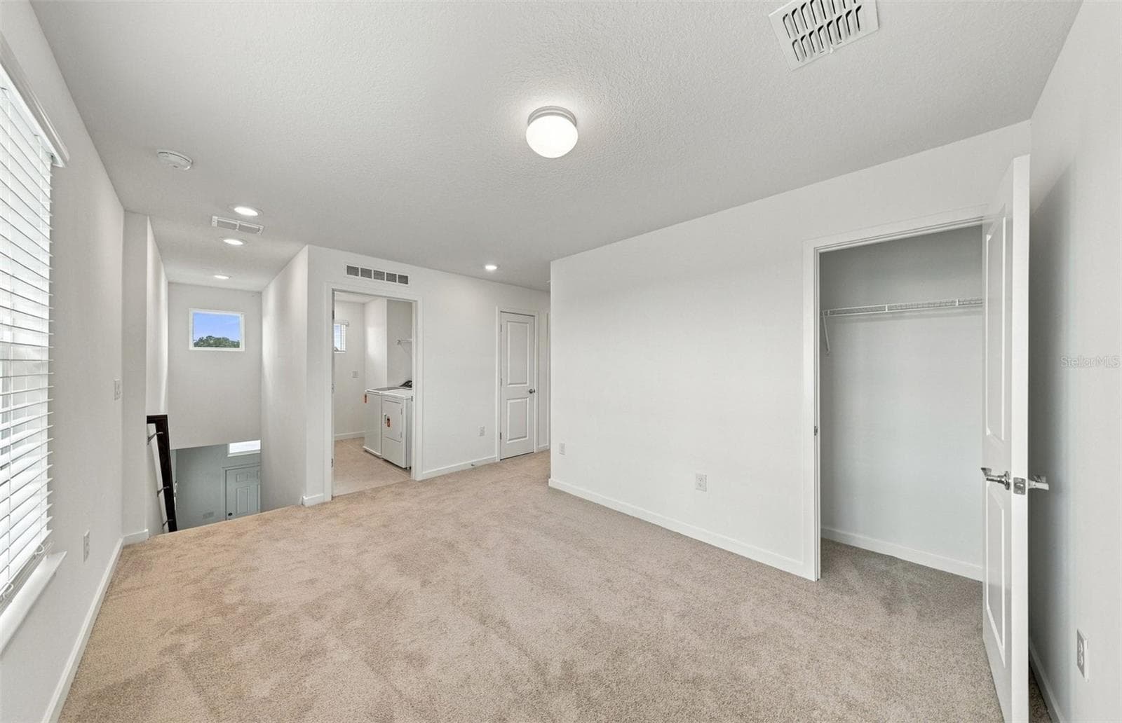 Perfect for Relaxing and Entertaining - 9185 NEWMONS PL, WILDWOOD