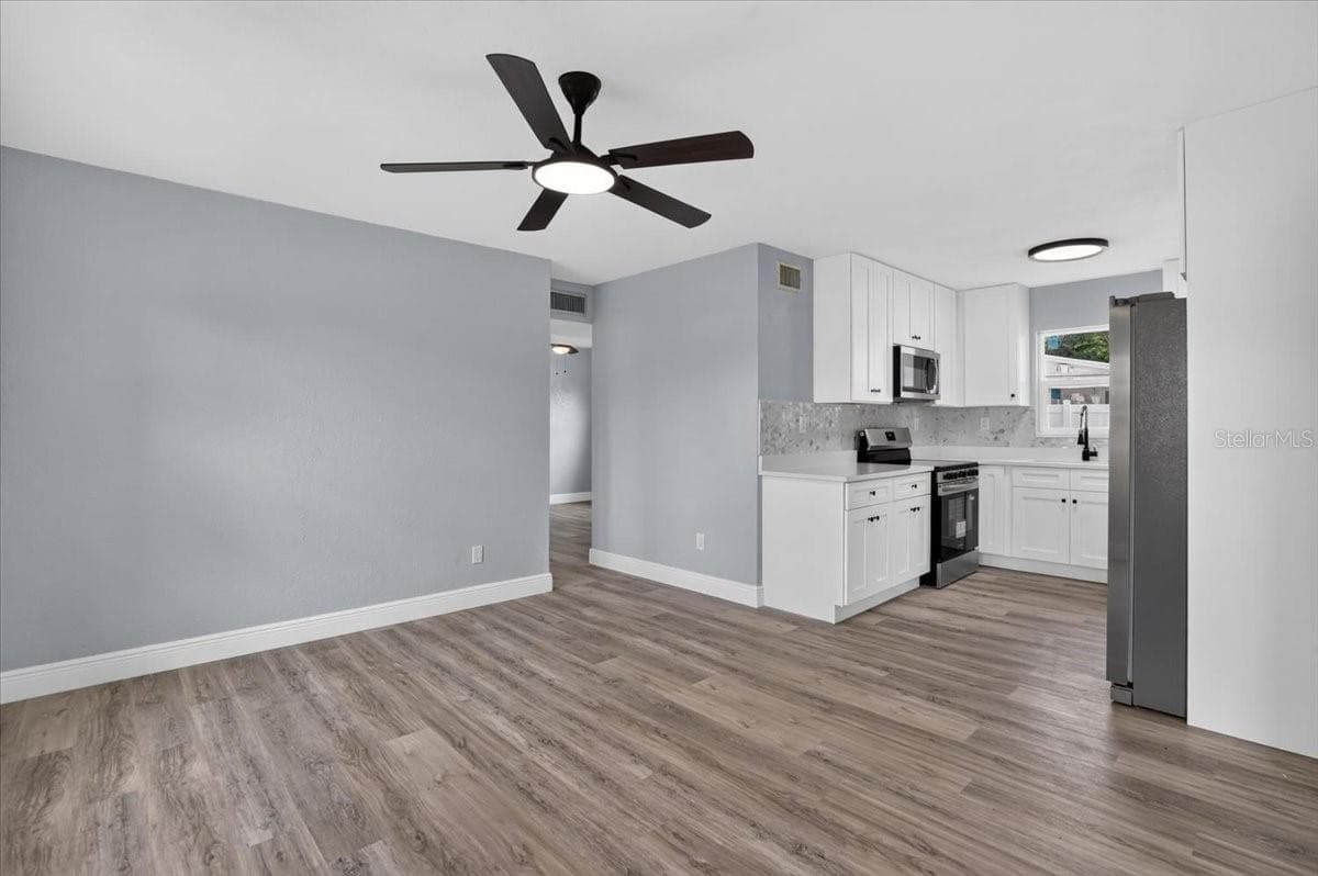 Single Family Residence at 6790 DATE PALM AVE S, ST PETERSBURG, photo 4 of 28