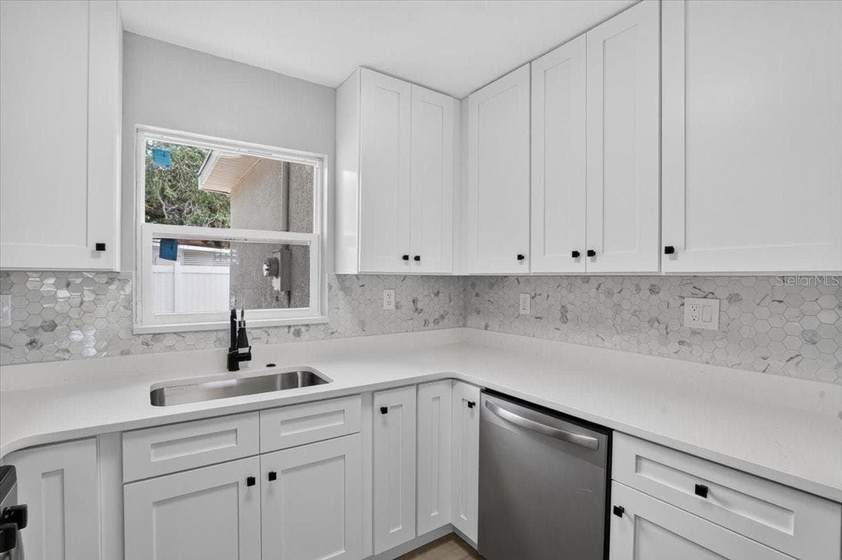 Single Family Residence at 6790 DATE PALM AVE S, ST PETERSBURG, photo 9 of 28