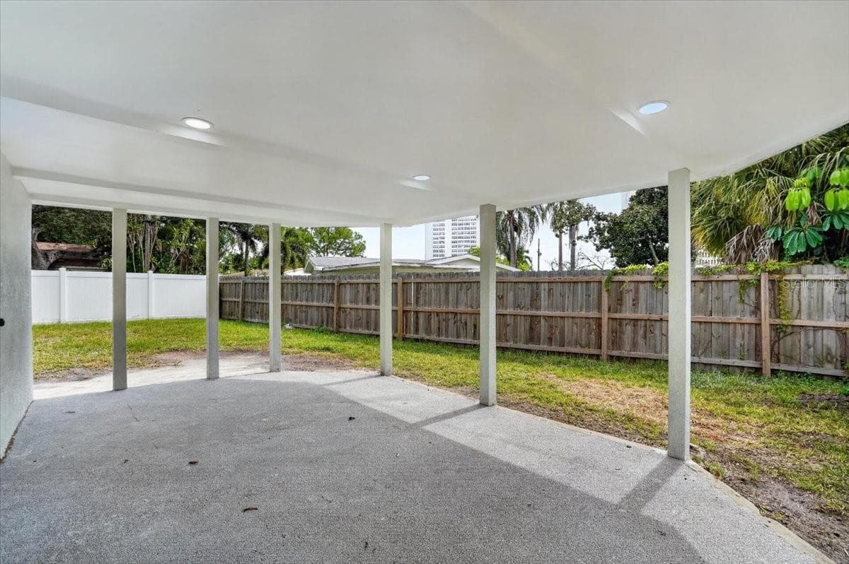 Single Family Residence at 6790 DATE PALM AVE S, ST PETERSBURG, photo 22 of 28