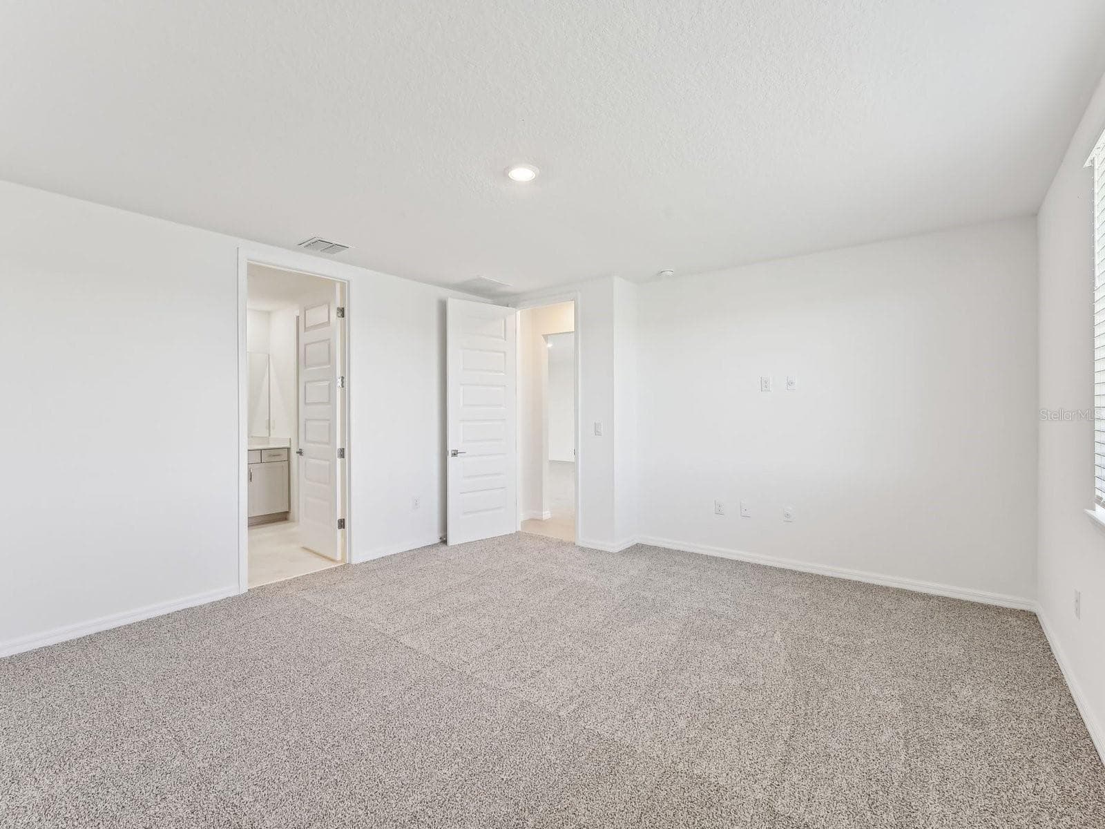 Photo is not of the actual home, but is an inspirational photo of builder’s model home and may depict options, furnishings, and/or decorator features that are not included - 99 TEQUESTA CT, PALM COAST