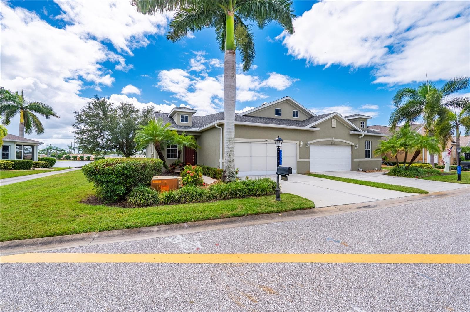 So close to the Clubhouse and Pool! - 24024 BUCKINGHAM WAY, PORT CHARLOTTE