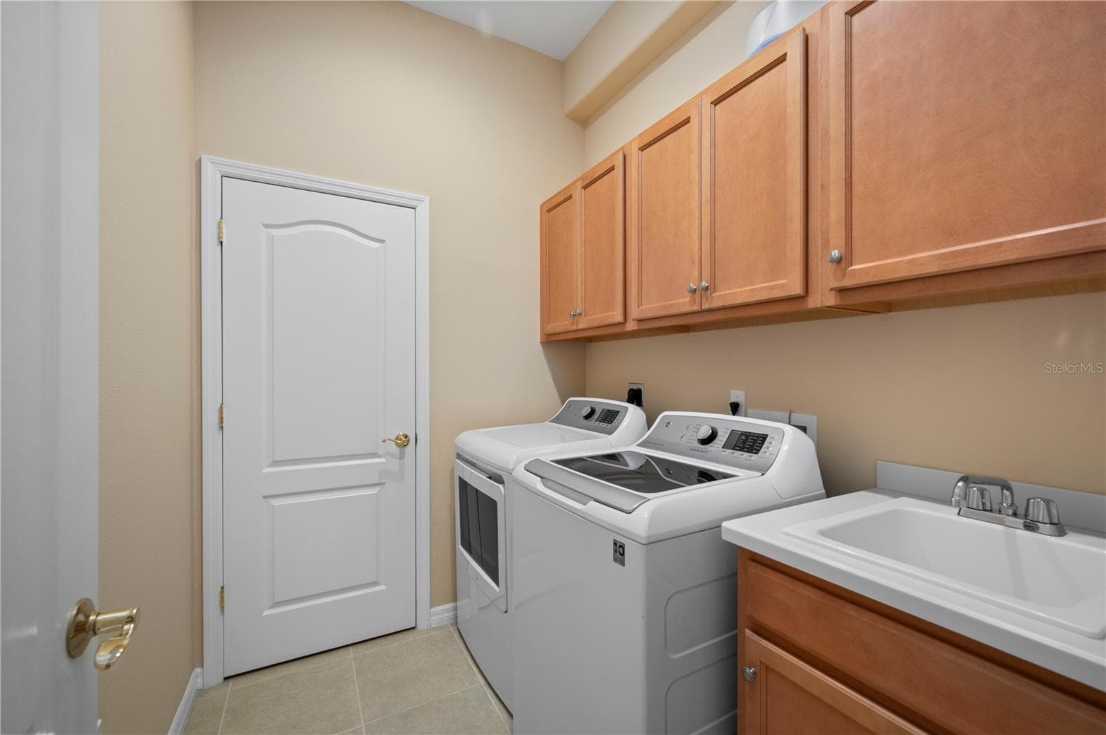 Laundry Room has extra storage closet, sink - 24024 BUCKINGHAM WAY, PORT CHARLOTTE