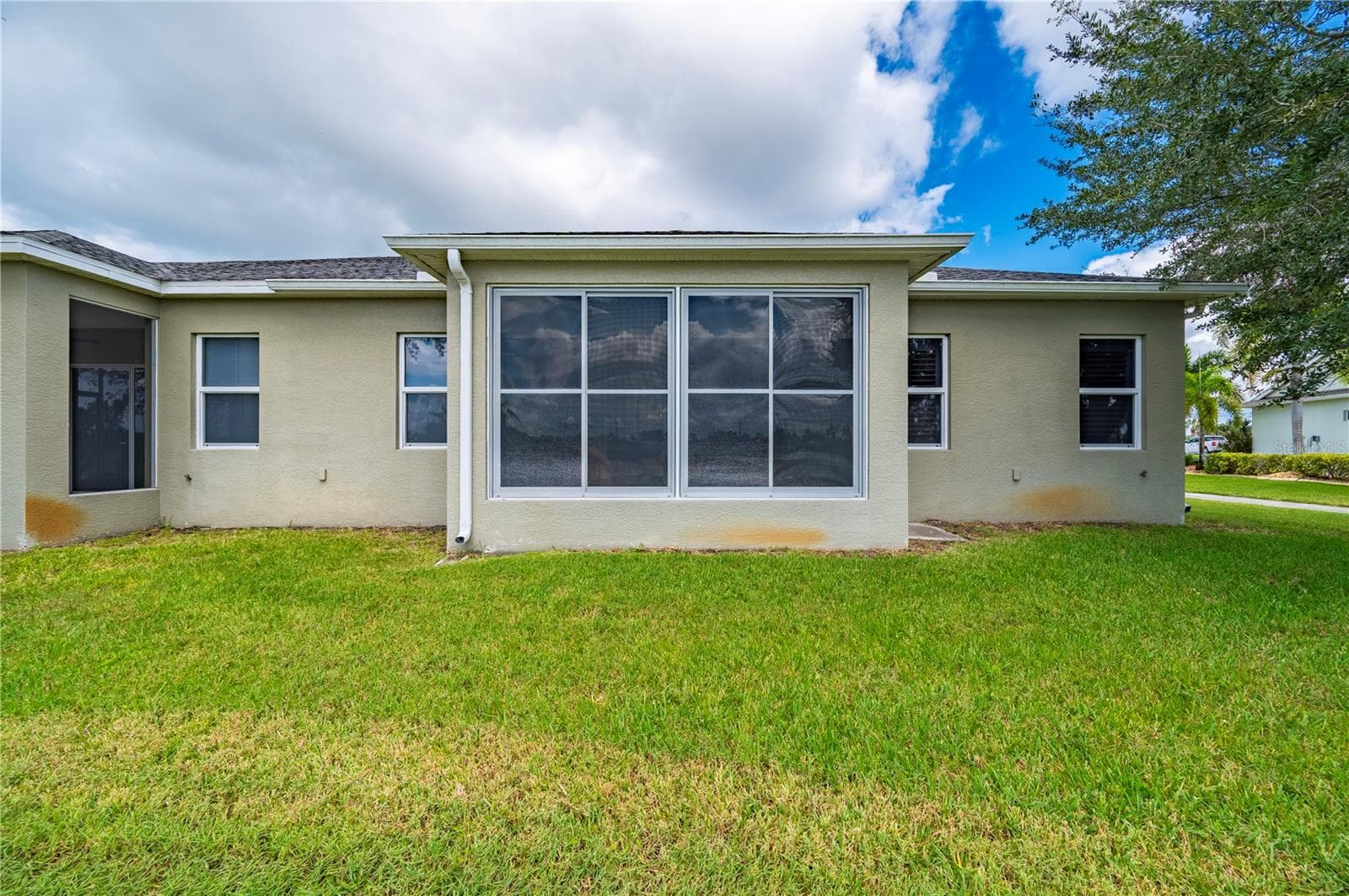 Back yard view - 24024 BUCKINGHAM WAY, PORT CHARLOTTE
