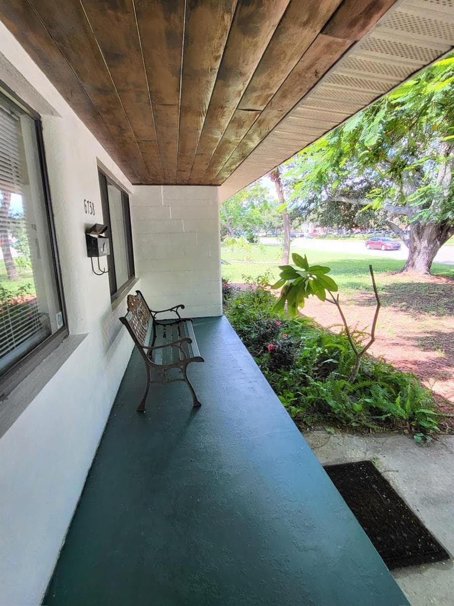 Single Family Residence at 6738 5TH AVE N, ST PETERSBURG, photo 4 of 22