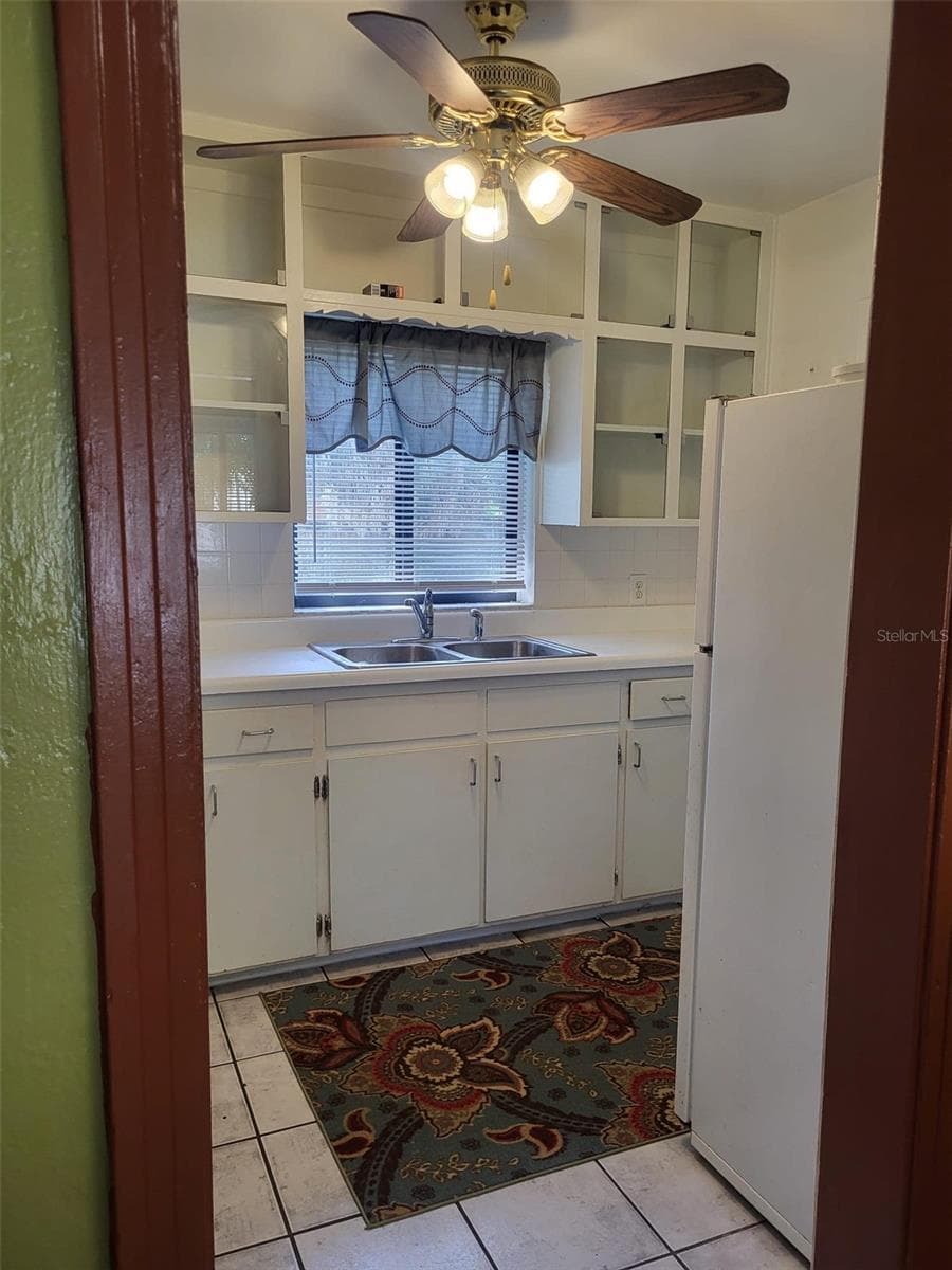 Single Family Residence at 6738 5TH AVE N, ST PETERSBURG, photo 20 of 22