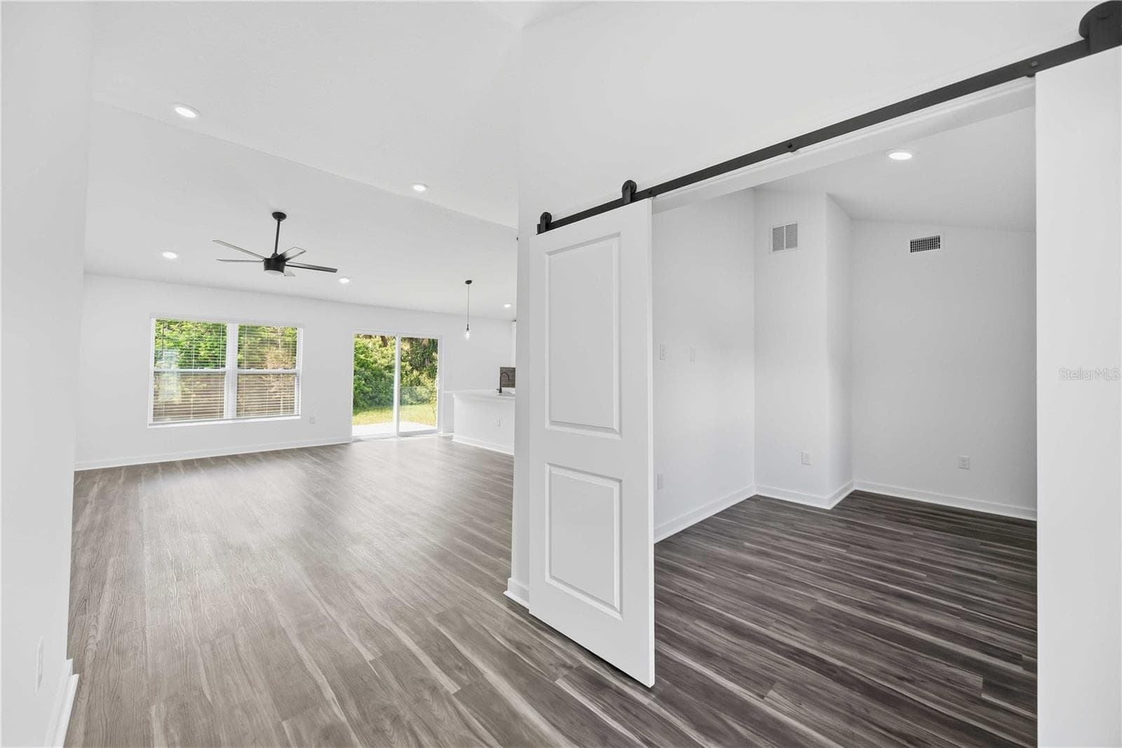 Single Family Residence at 1665 KIRKWOOD ST, NORTH PORT, photo 8 of 18