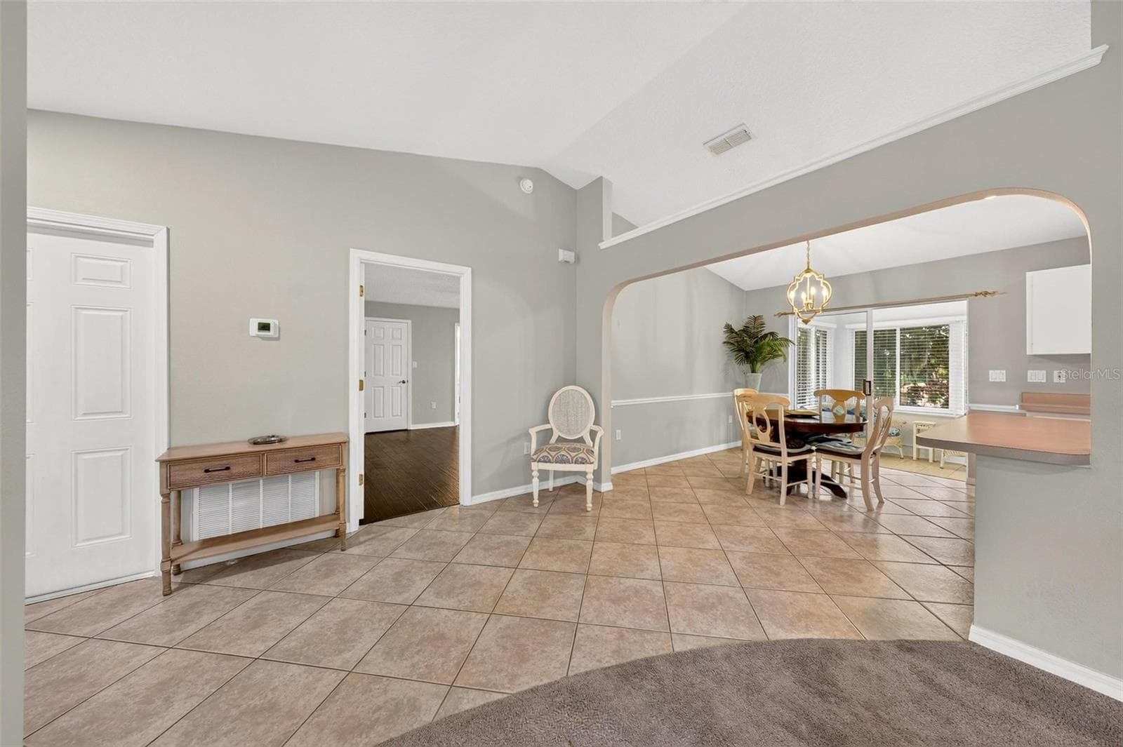 Dining room - 211 HANGING MOSS LN, LADY LAKE