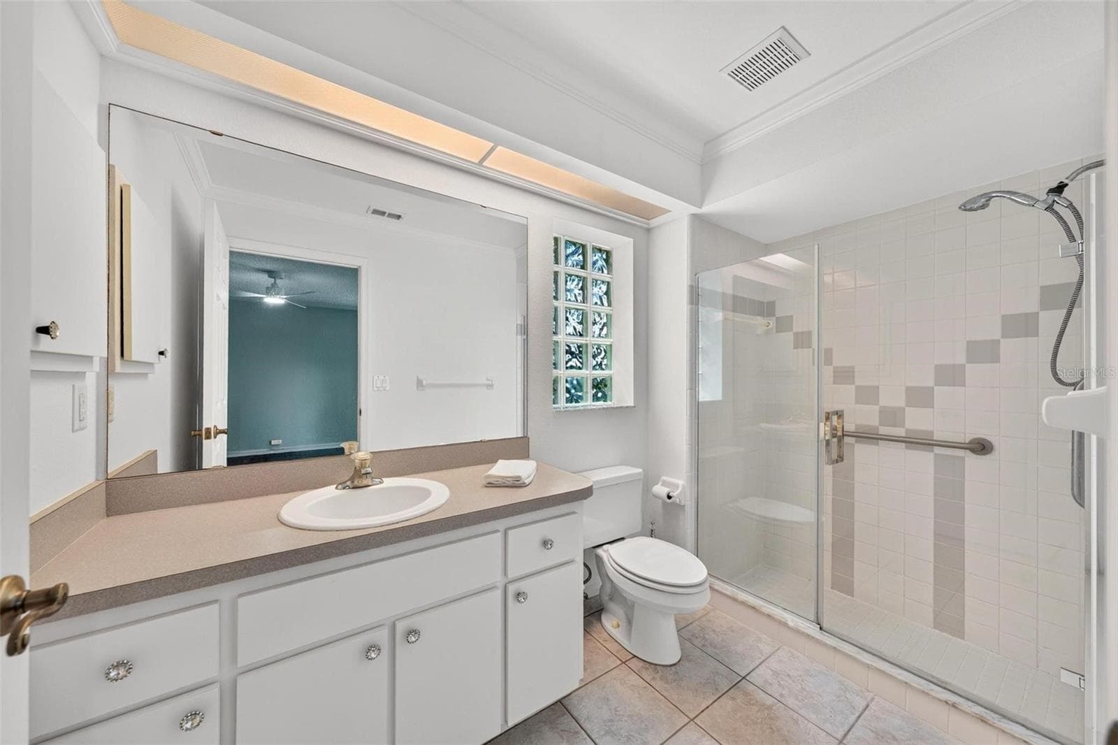 Primary Bath - 211 HANGING MOSS LN, LADY LAKE