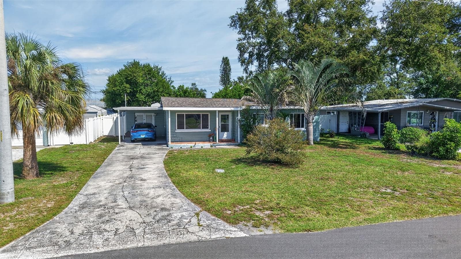 Ample parking in driveway - 10735 63RD AVE, SEMINOLE