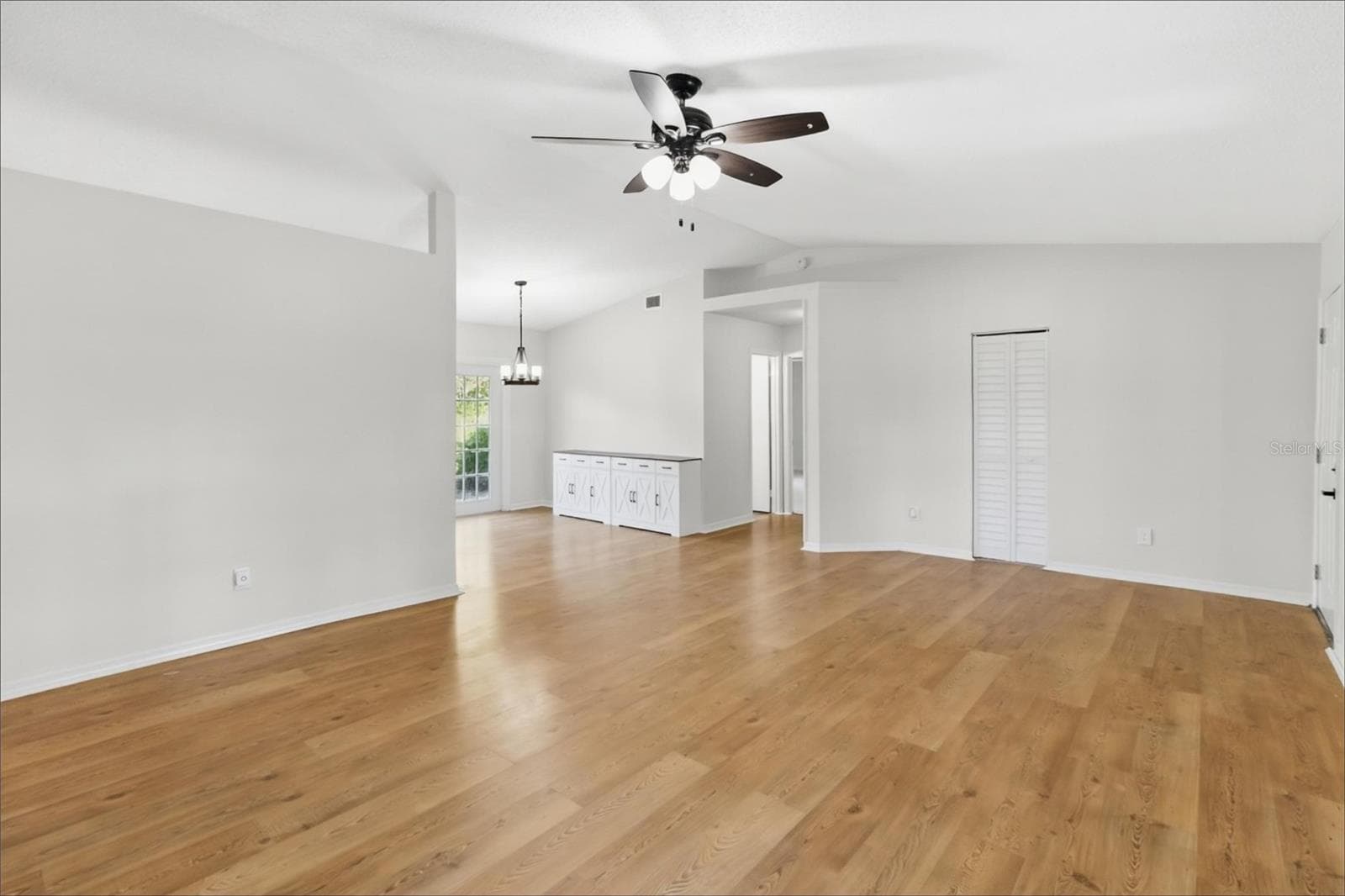 Single Family Residence at 2727 BANYAN DR, EDGEWATER, photo 3 of 15