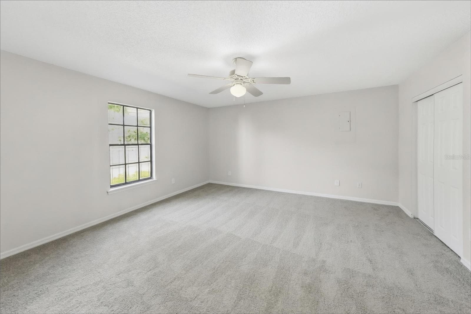 Single Family Residence at 2727 BANYAN DR, EDGEWATER, photo 8 of 15