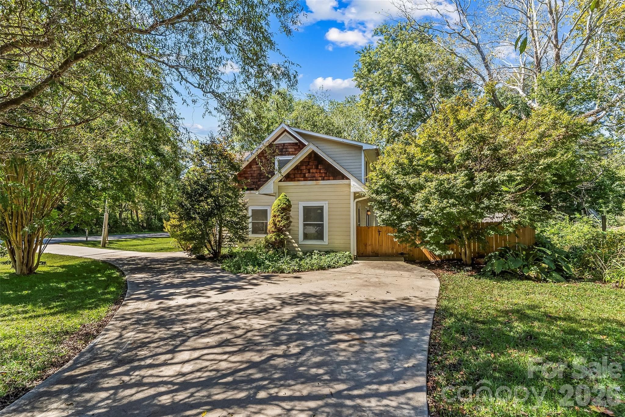 Circular driveway add convenience - 221 Old US 70 Highway E, Black Mountain