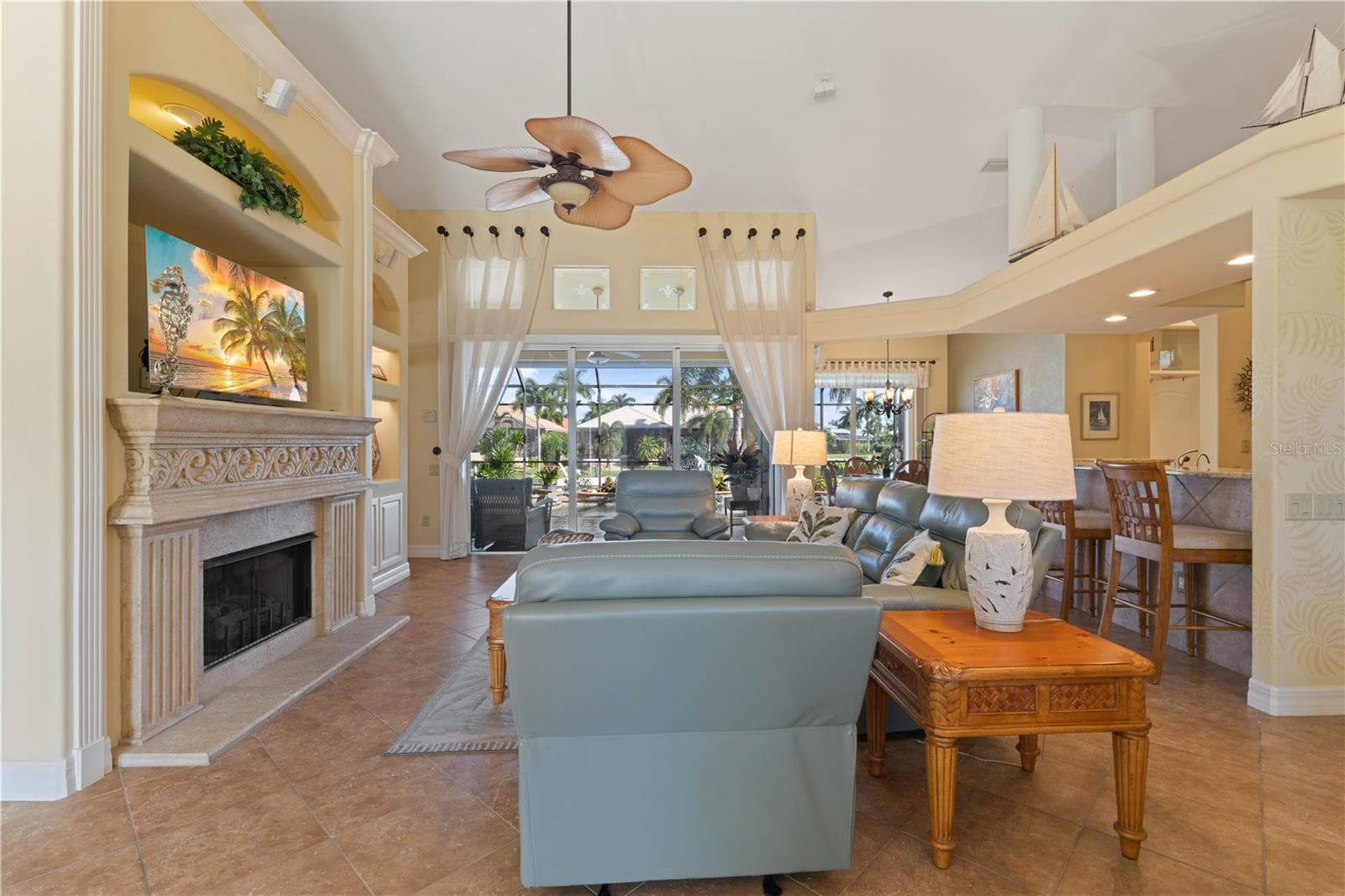 Great room with views to pool and canal - 1448 KIWI CT, PUNTA GORDA