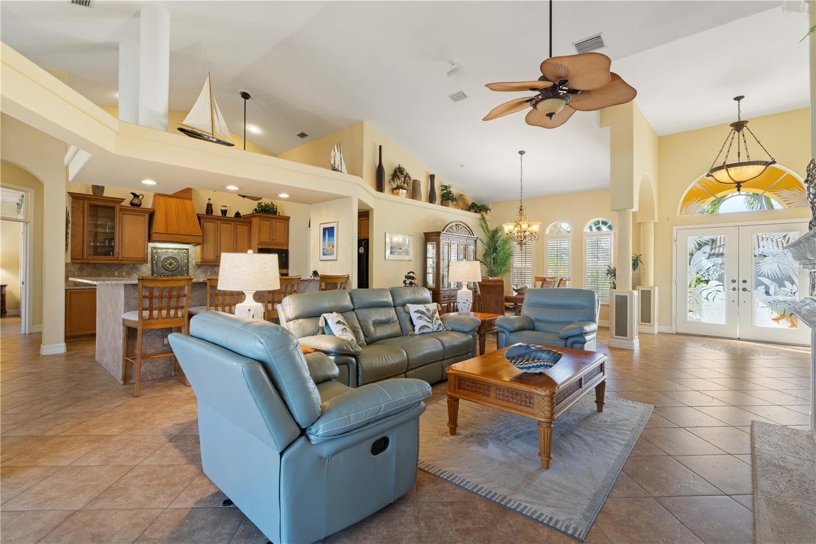 Spacious great room - 1448 KIWI CT, PUNTA GORDA