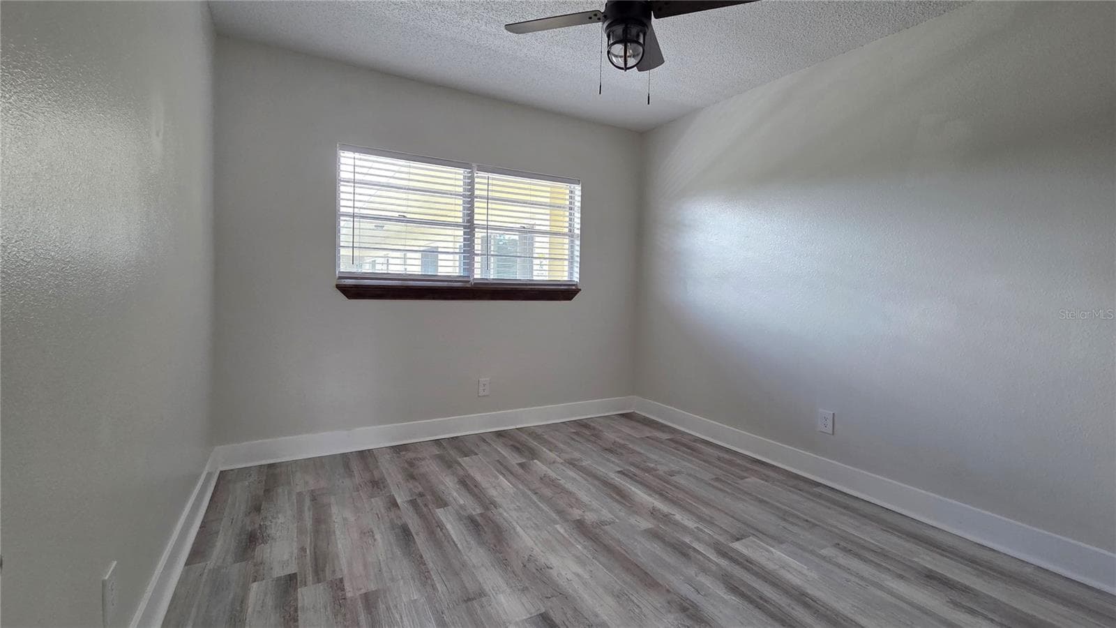 Condominium at 2286 MEXICAN WAY #52, CLEARWATER, photo 14 of 63