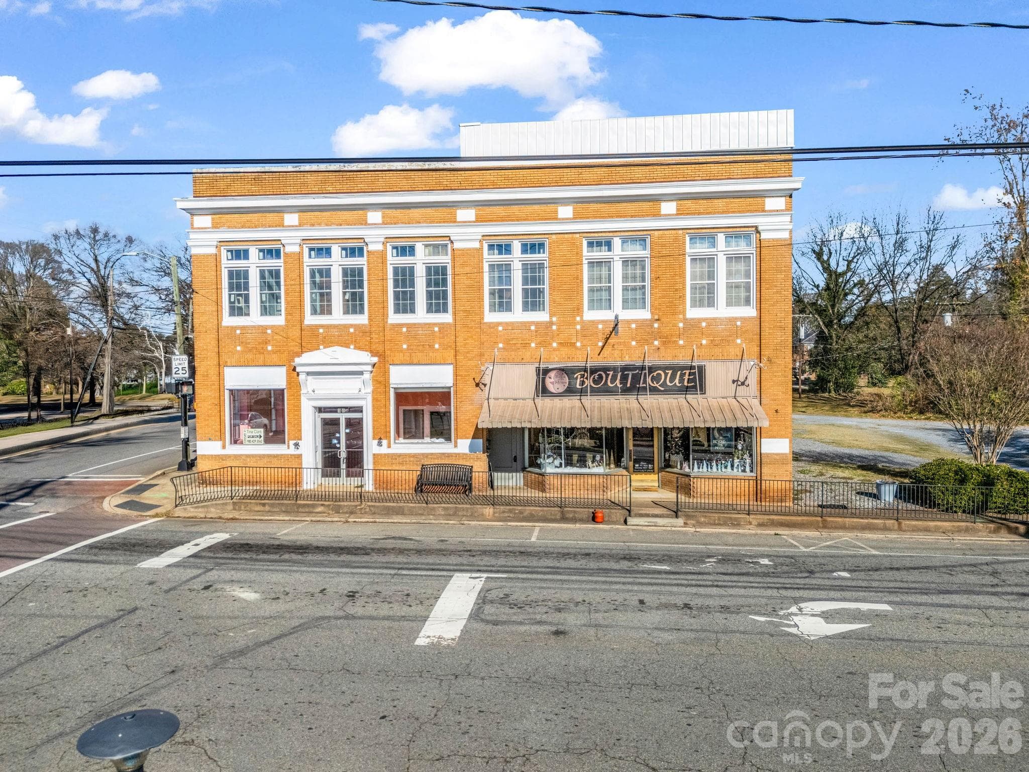 101 E FIRST Street