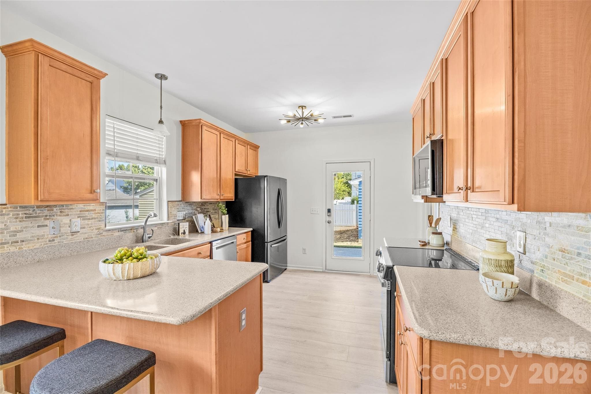 Single Family Residence at 13818 Carleen Way, Charlotte, photo 11 of 43