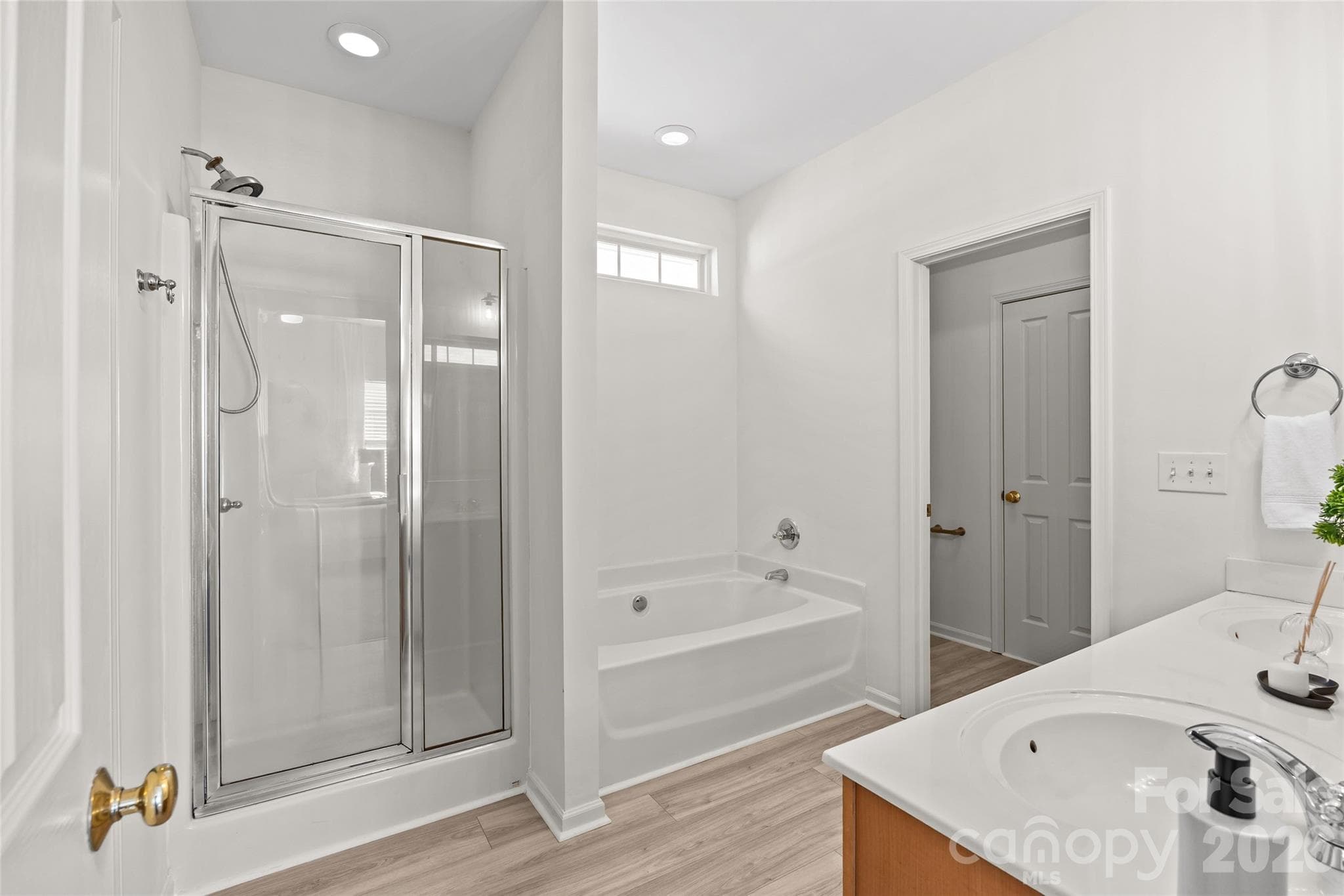 Single Family Residence at 13818 Carleen Way, Charlotte, photo 29 of 43