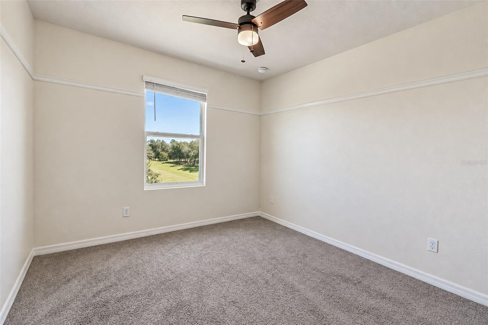Single Family Residence at 585 BLACK EAGLE DR, GROVELAND, photo 36 of 56