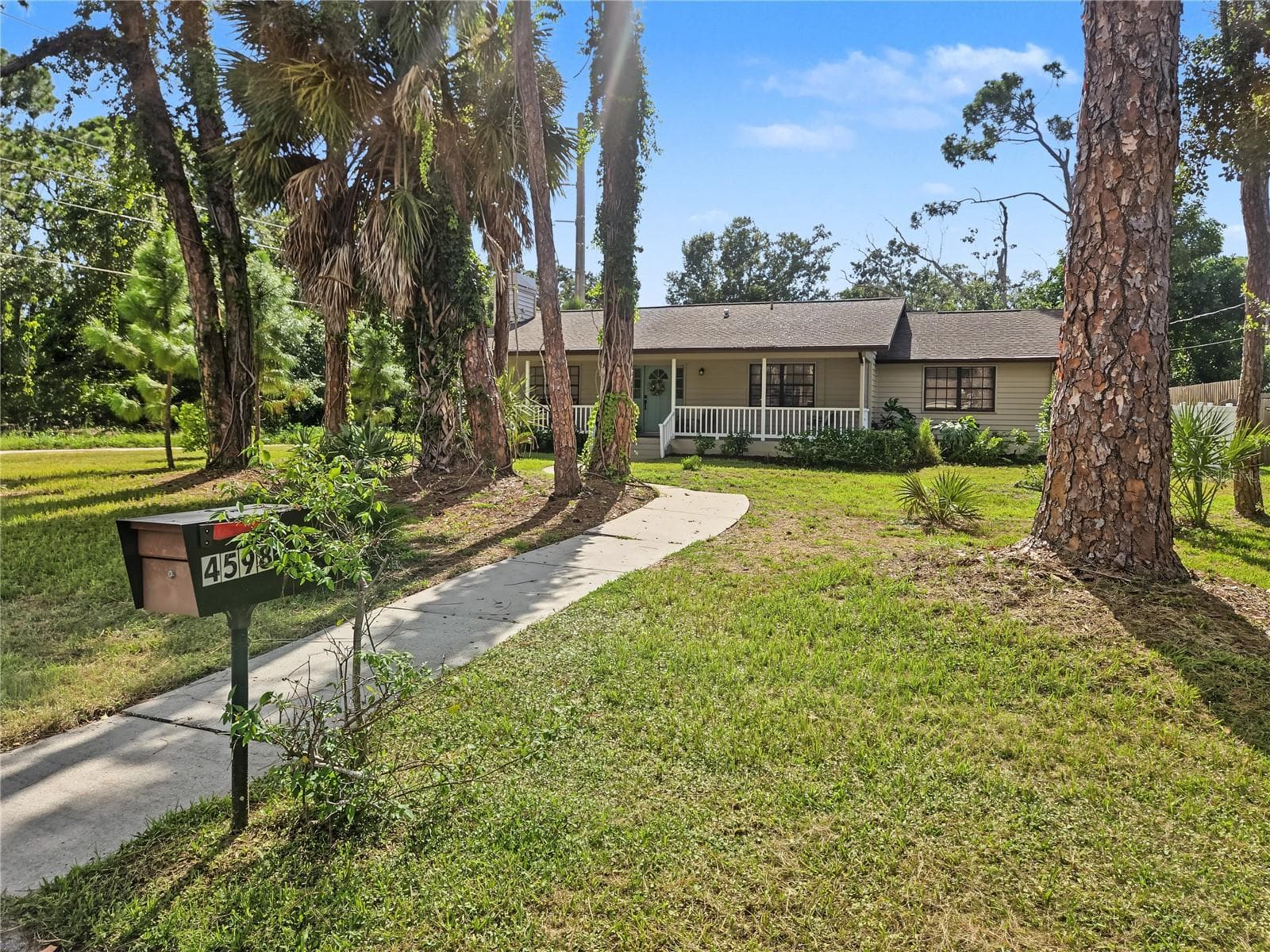 Single Family Residence at 4598 CACTUS AVE, SARASOTA, photo 2 of 95