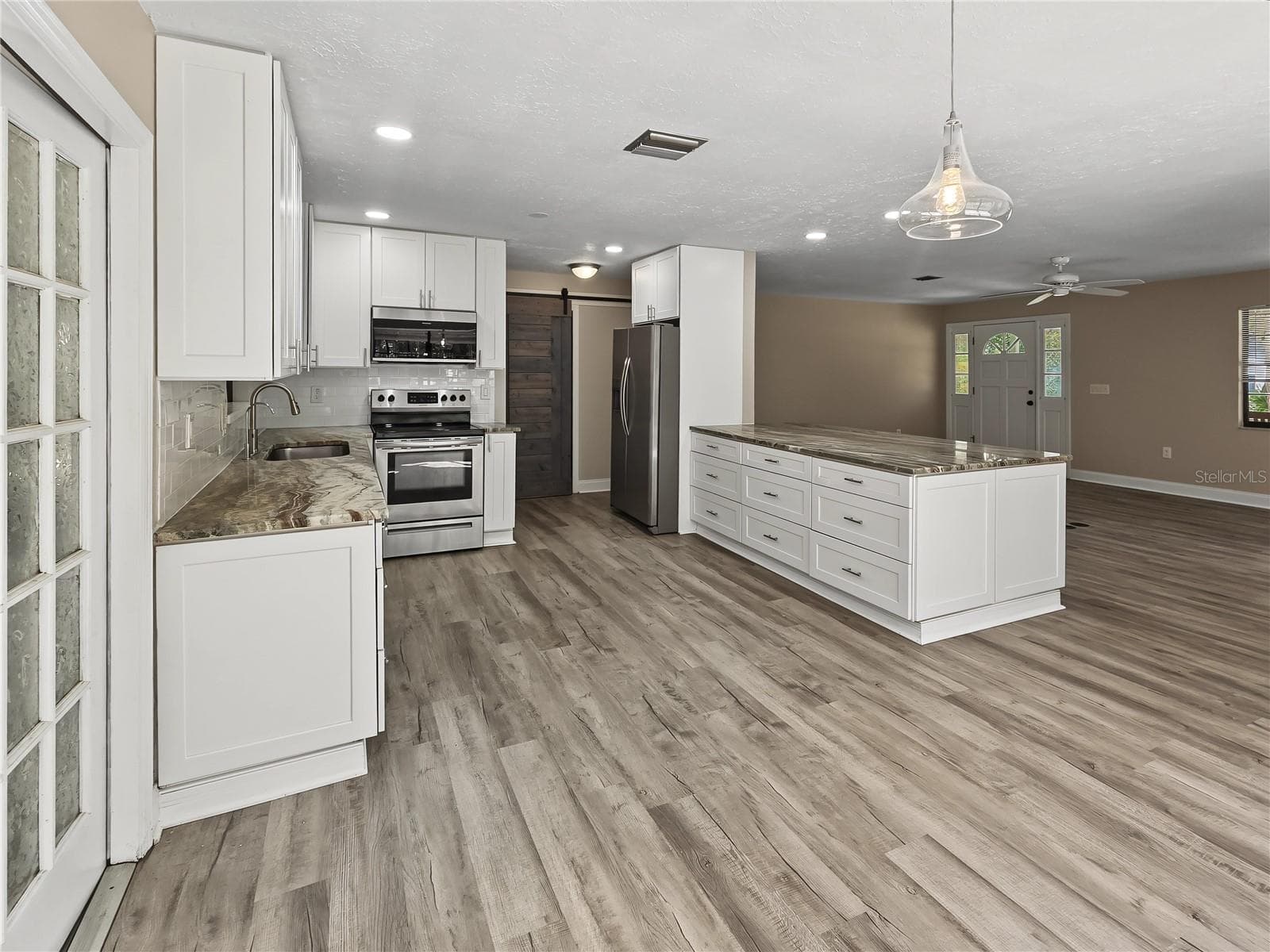 Single Family Residence at 4598 CACTUS AVE, SARASOTA, photo 23 of 95