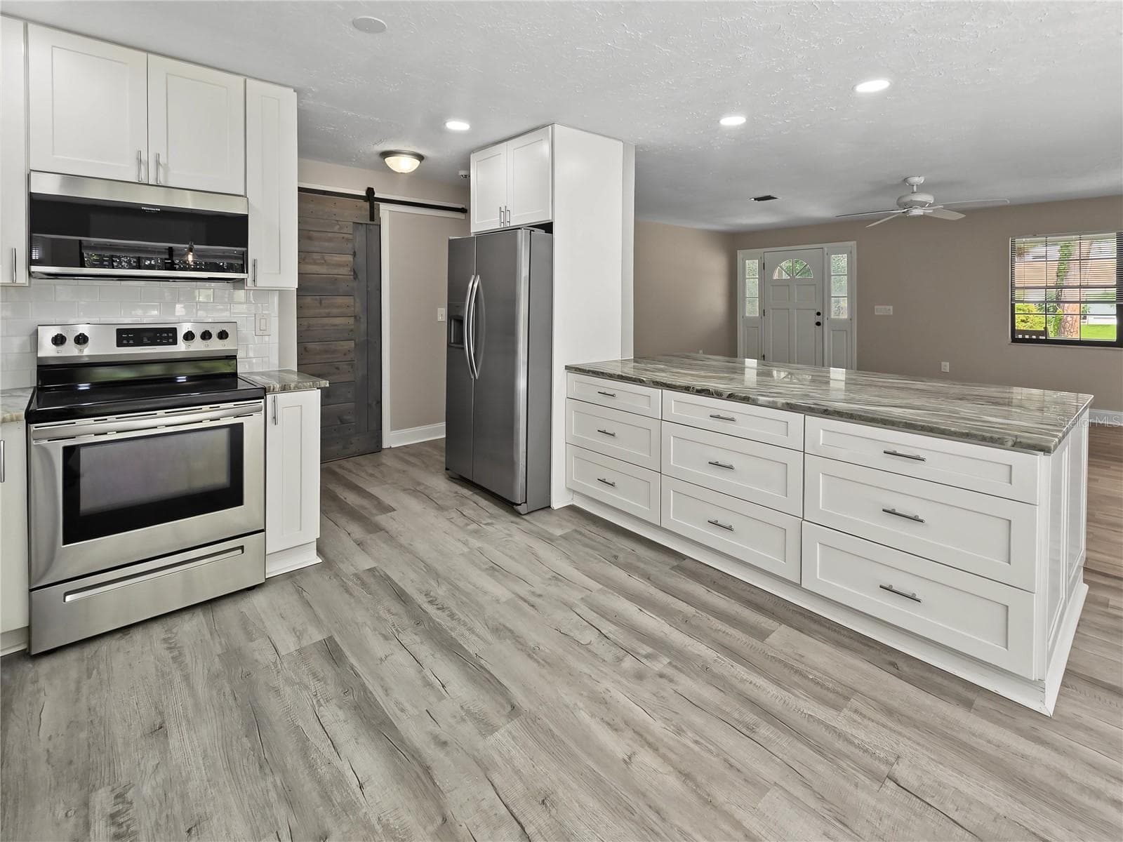 Single Family Residence at 4598 CACTUS AVE, SARASOTA, photo 27 of 95