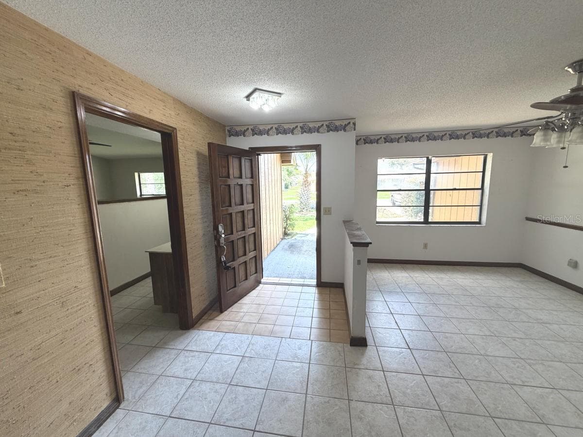 Single Family Residence at 824 BLACK DUCK DR, PORT ORANGE, photo 5 of 46