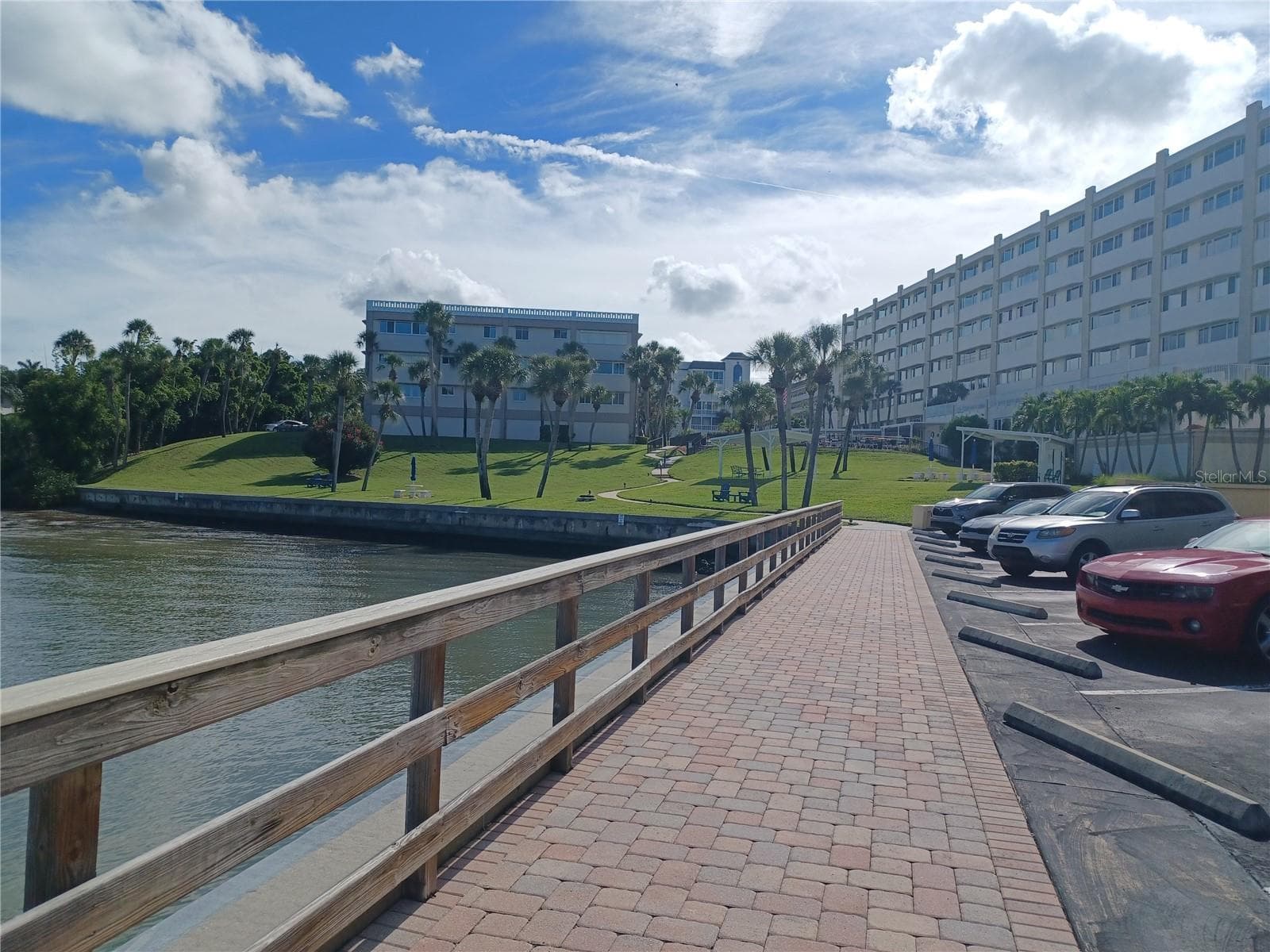 Guest parking - 100 BLUFF VIEW DR #603C, BELLEAIR BLUFFS