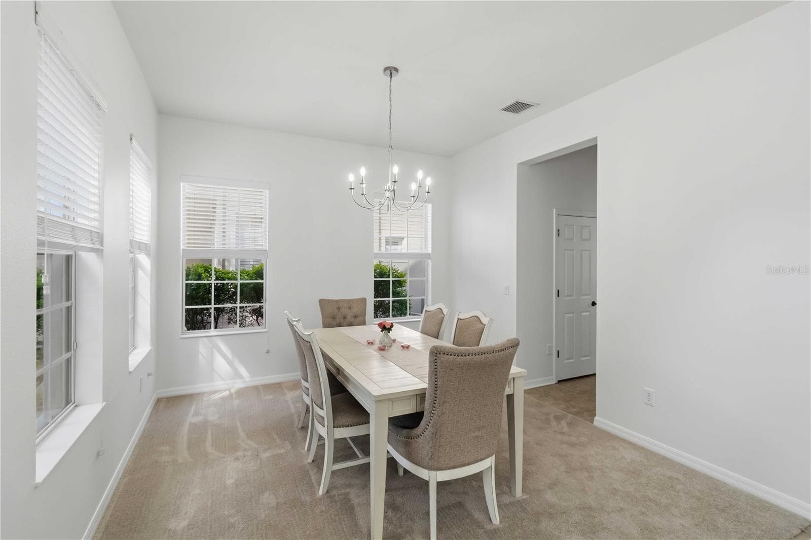 Single Family Residence at 11310 WINTHROP LAKE DR, RIVERVIEW, photo 15 of 45
