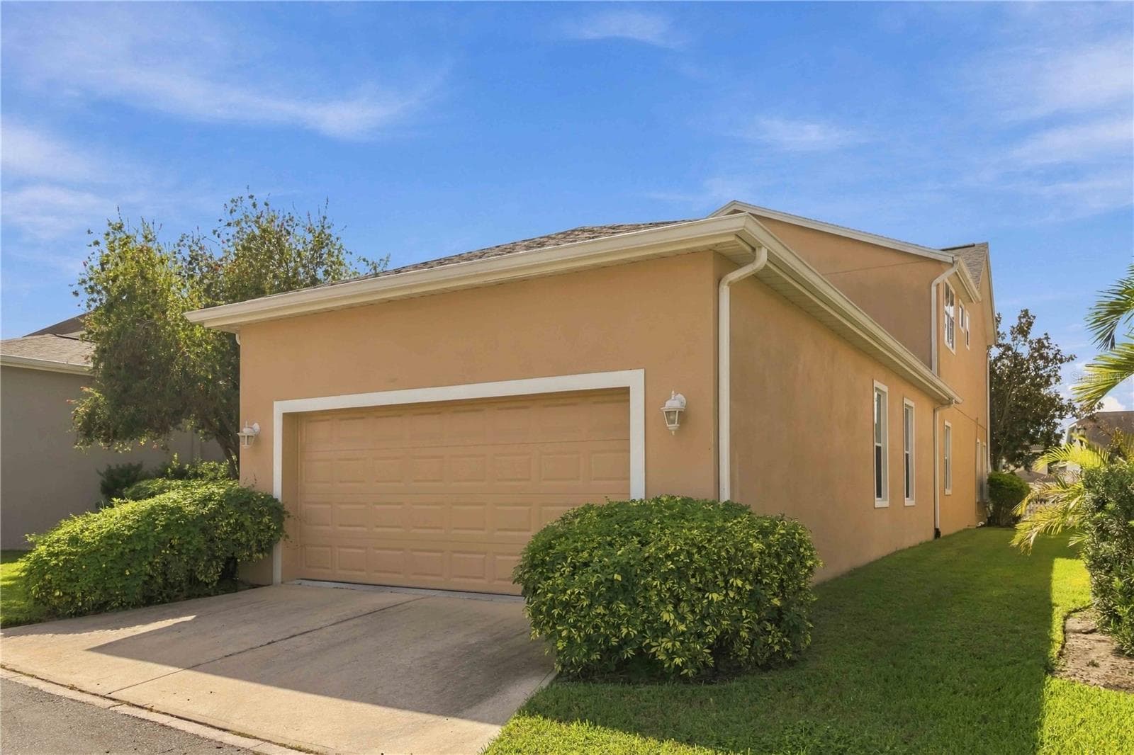 Single Family Residence at 11310 WINTHROP LAKE DR, RIVERVIEW, photo 38 of 45