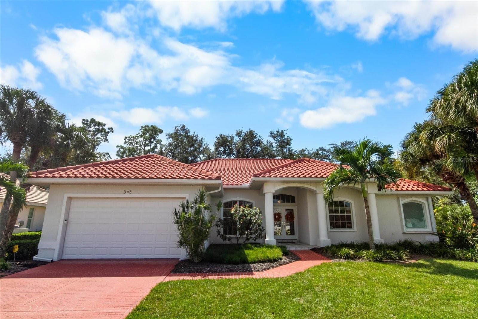 Single Family Residence at 2107 TOCOBAGA LN, NOKOMIS, photo 4 of 76