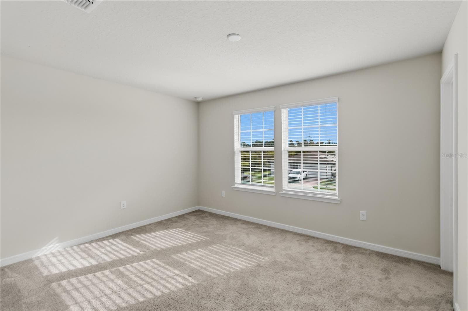 Single Family Residence at 17319 MILLION LAKES CT, CLERMONT, photo 34 of 55