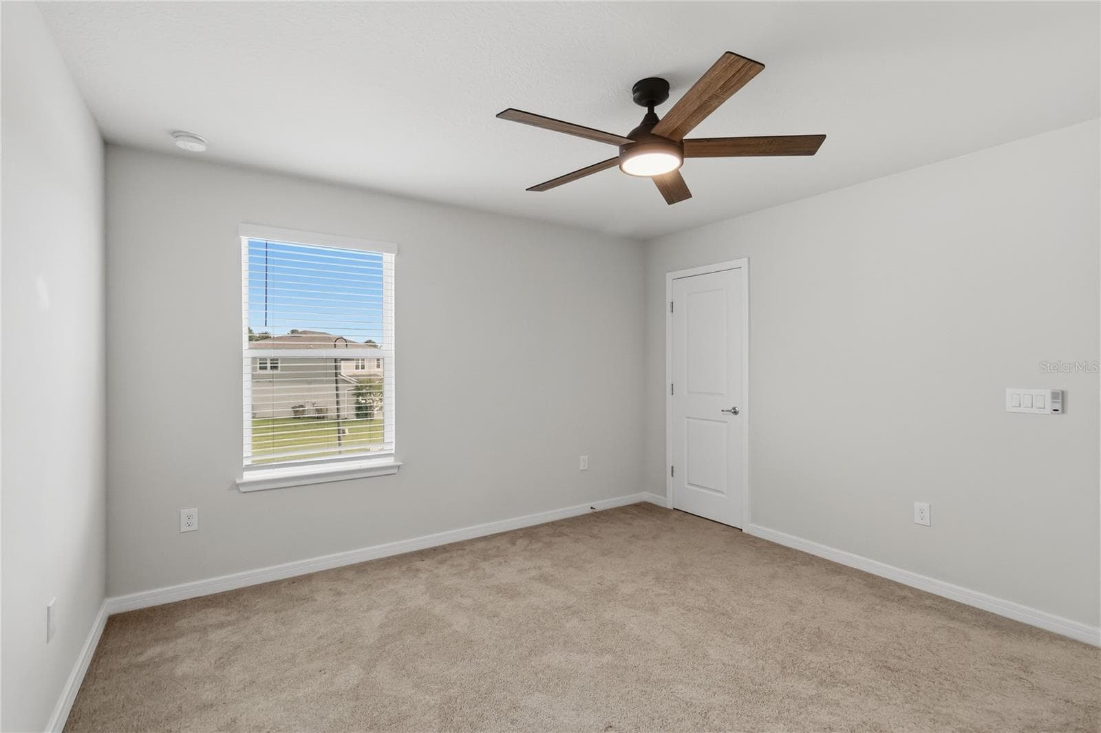 Single Family Residence at 17319 MILLION LAKES CT, CLERMONT, photo 38 of 55