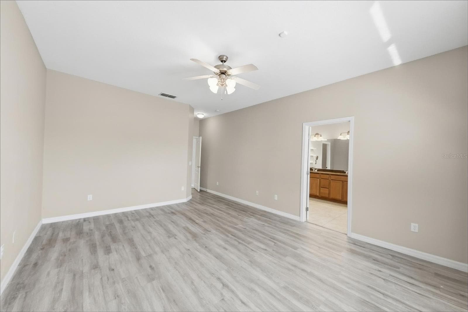 Single Family Residence at 2548 BALFORN TOWER WAY, WINTER GARDEN, photo 9 of 19