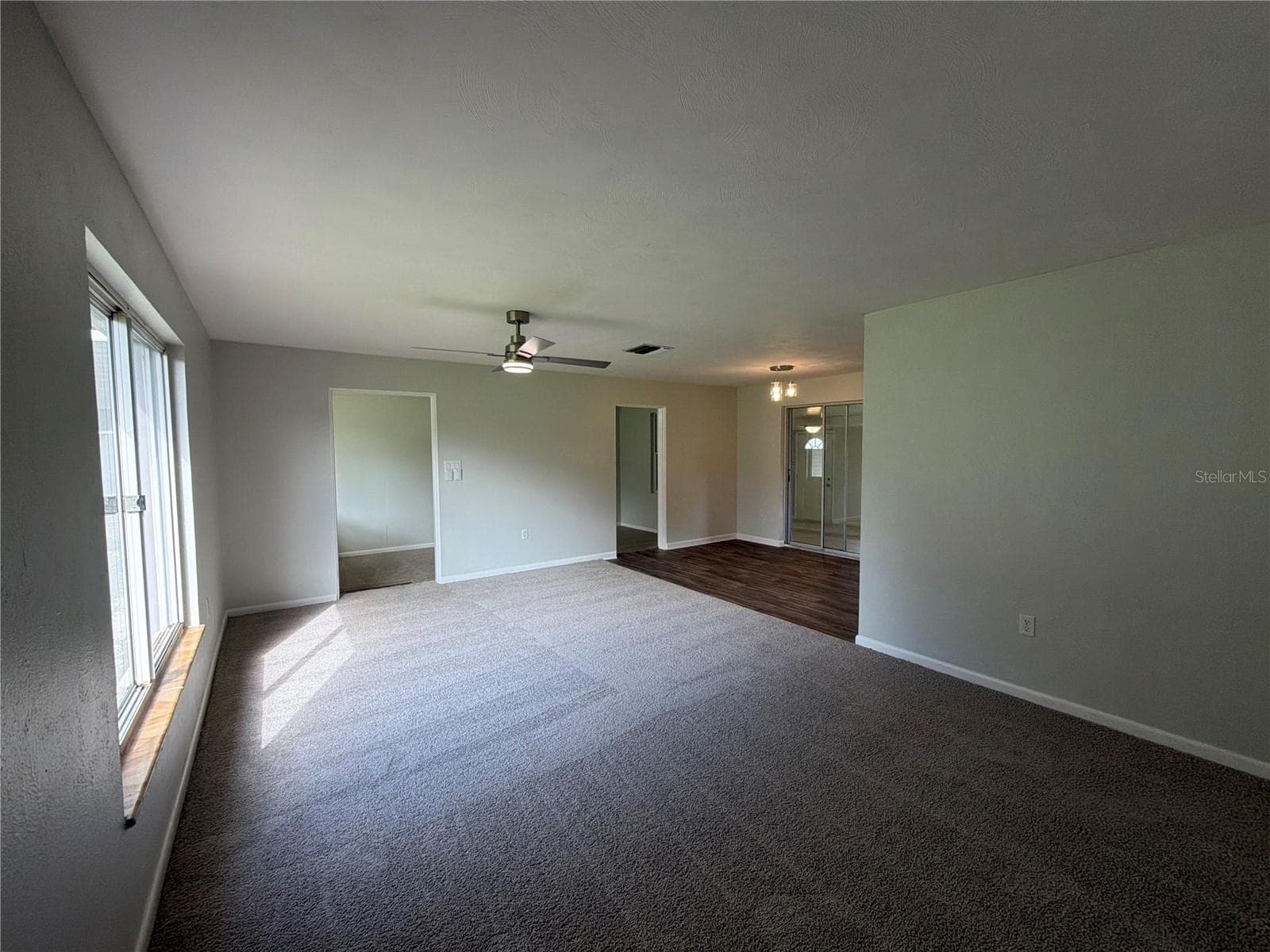 Single Family Residence at 411 W SEMINOLE AVE, EUSTIS, photo 11 of 23