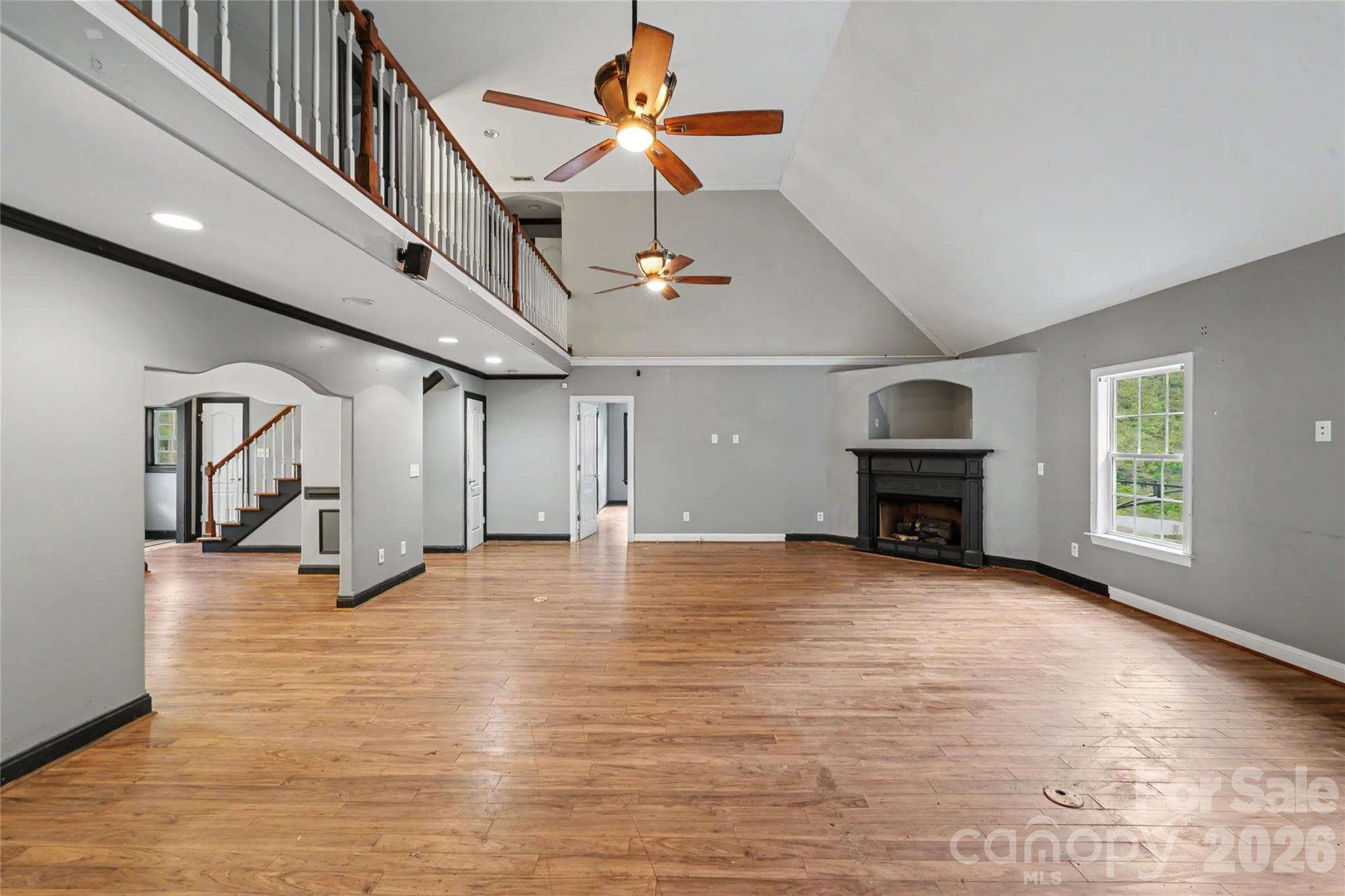 Single Family Residence at 1166 Mustang Lane, York, photo 3 of 36
