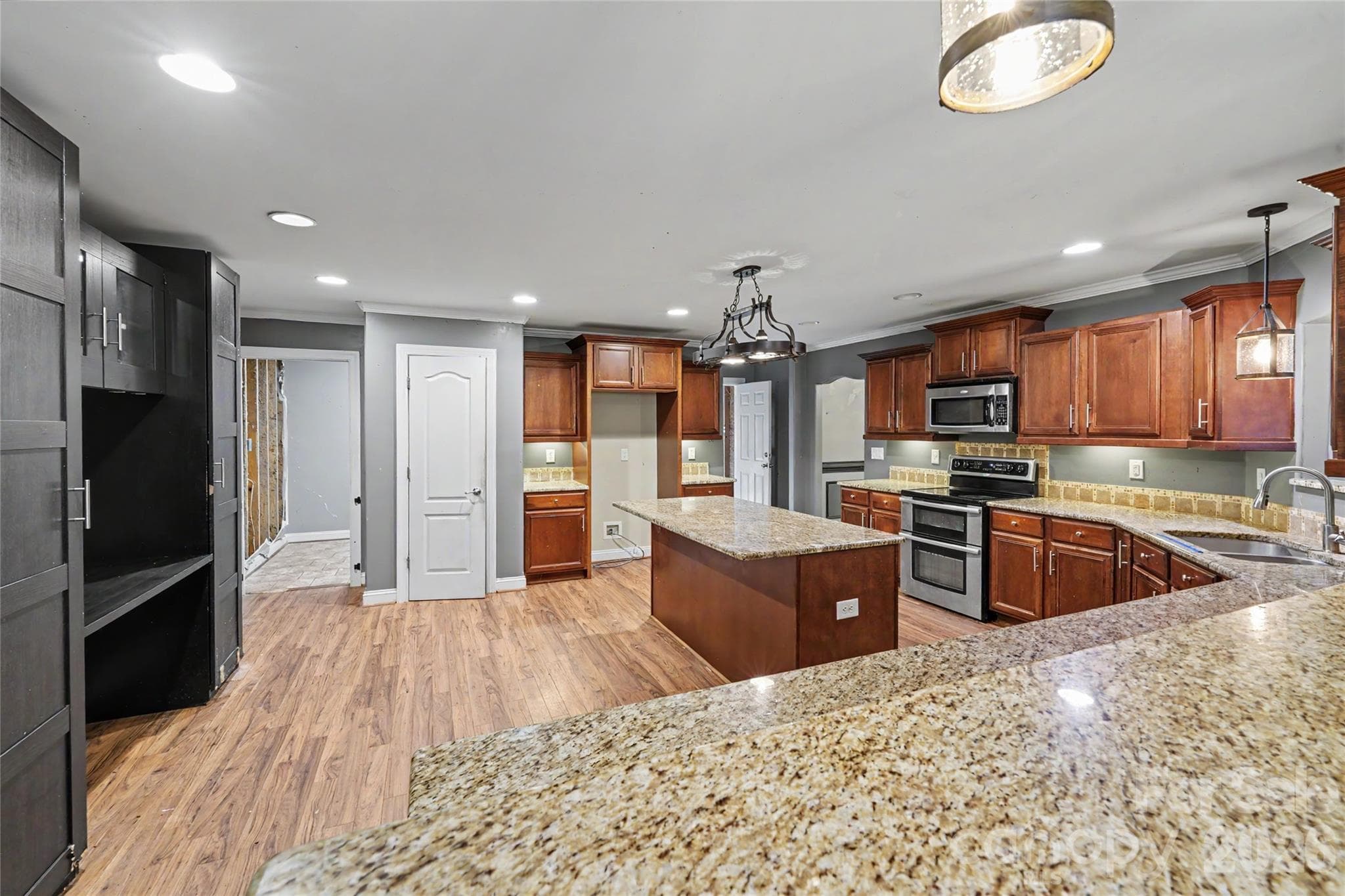 Single Family Residence at 1166 Mustang Lane, York, photo 15 of 36