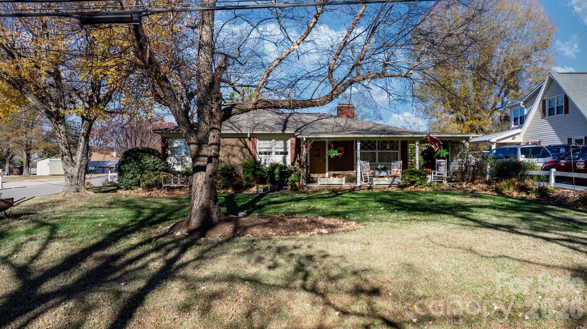 charming corner lot - 901 Union Street, Maiden