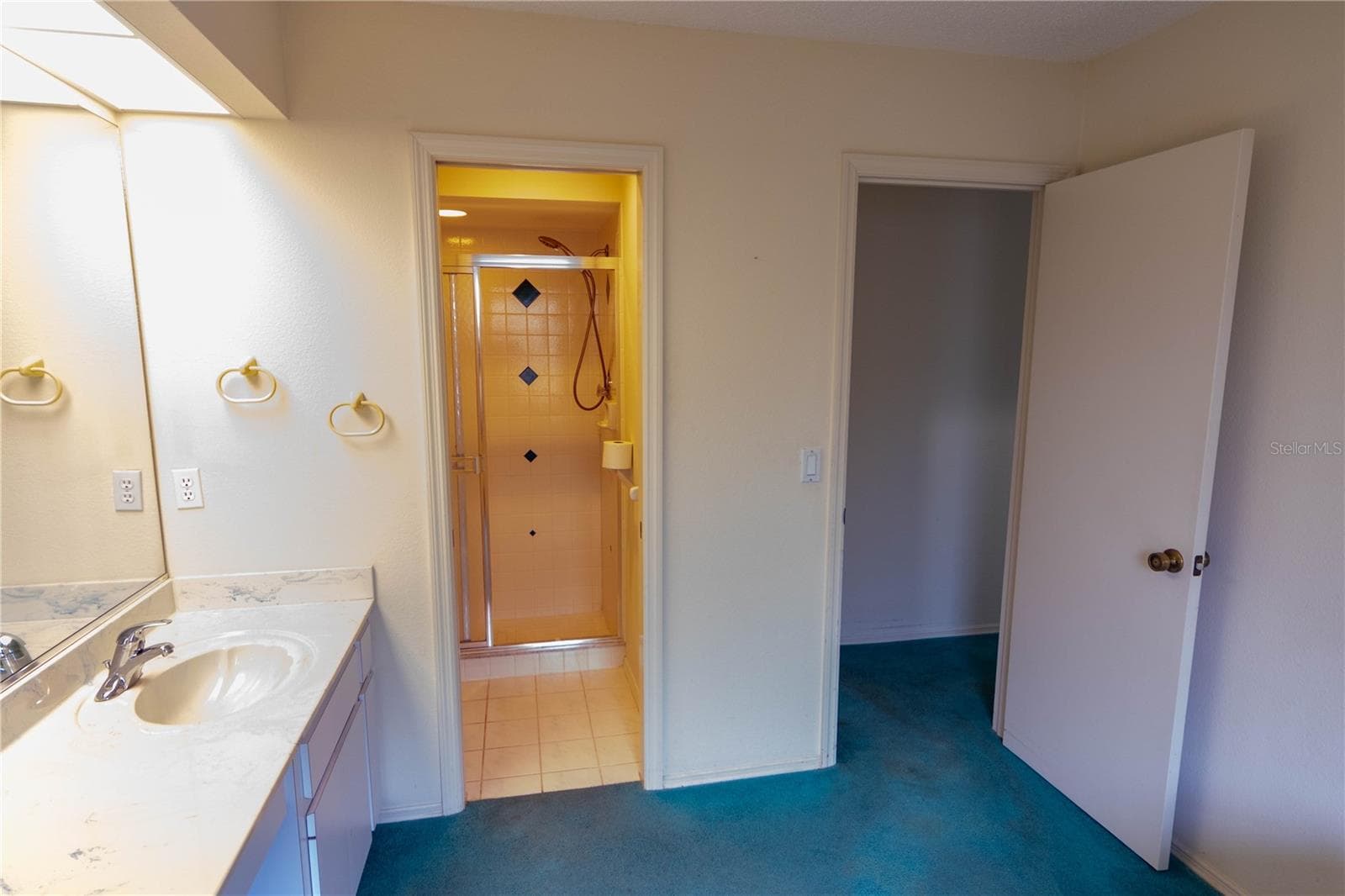 Single Family Residence at 274 LORRAINE AVE, VENICE, photo 20 of 22
