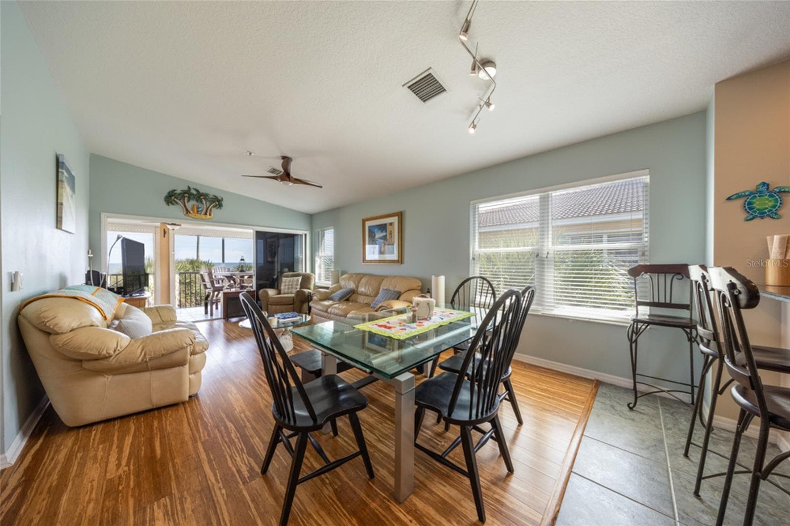 Open Dining/Living Room - 3651 S CENTRAL AVE #309, FLAGLER BEACH