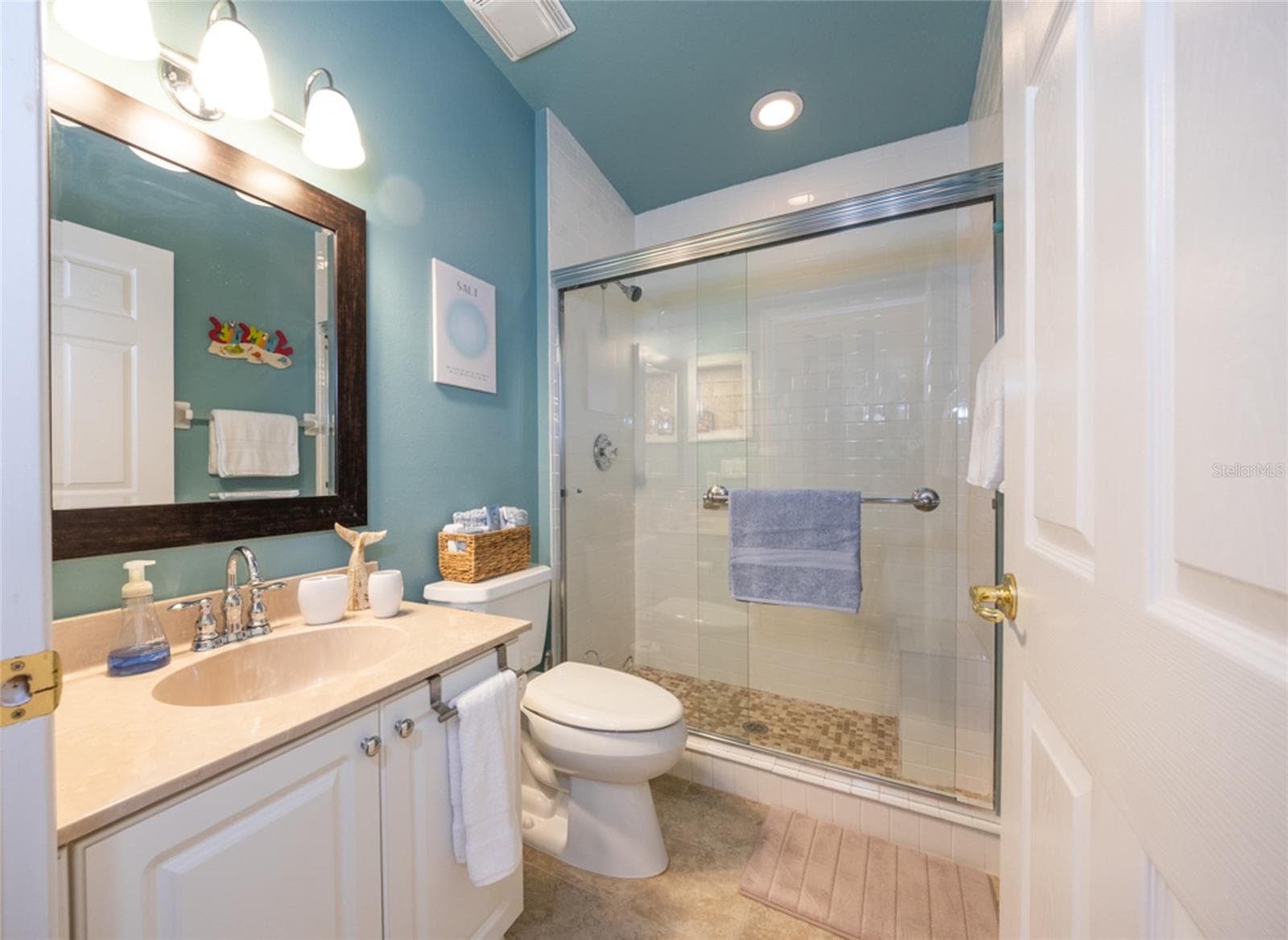 Guest Bathroom - 3651 S CENTRAL AVE #309, FLAGLER BEACH
