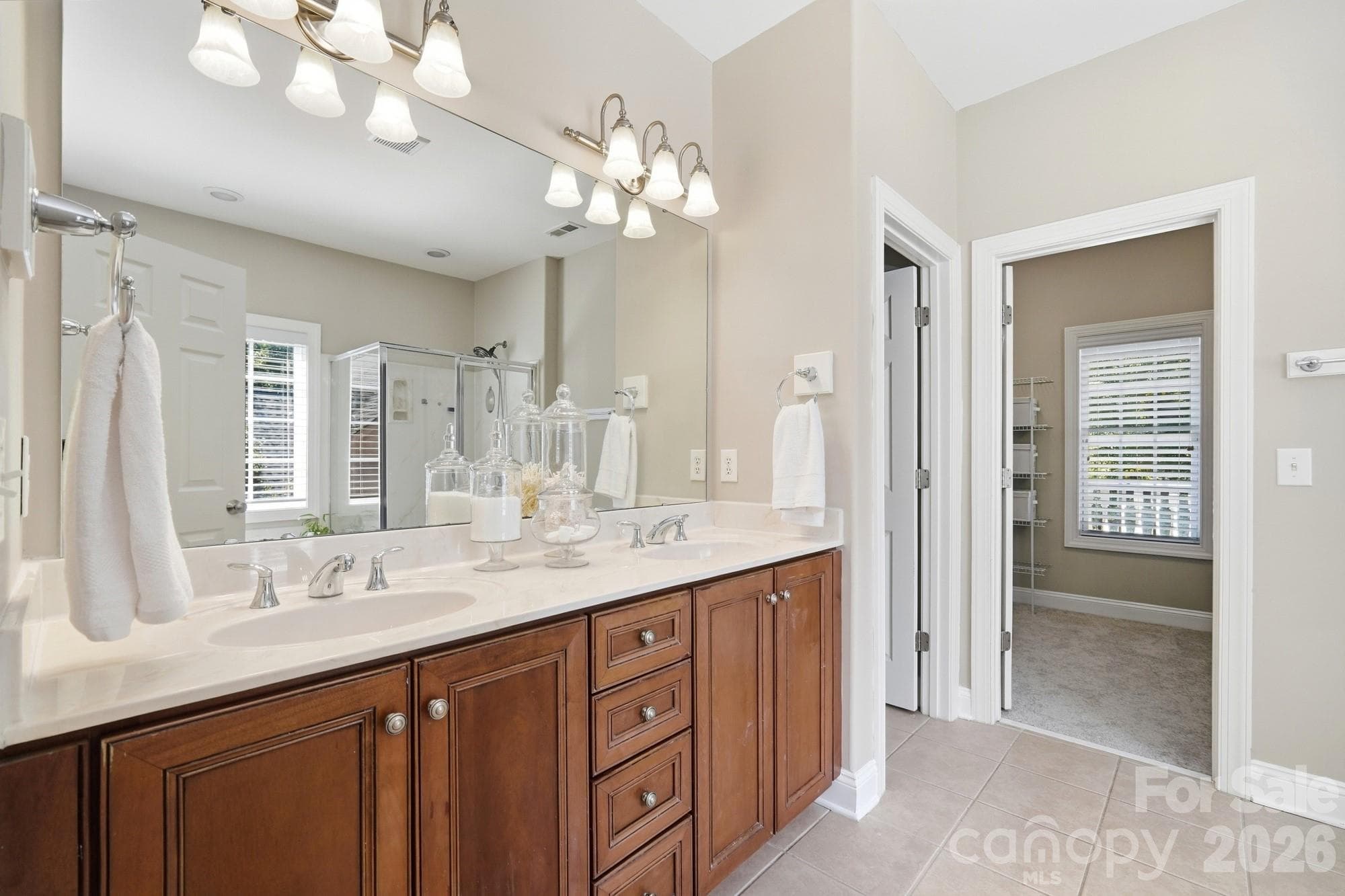 Primary bathroom with double sinks, garden tub and separate shower - 8101 Prescot Glen Parkway, Waxhaw