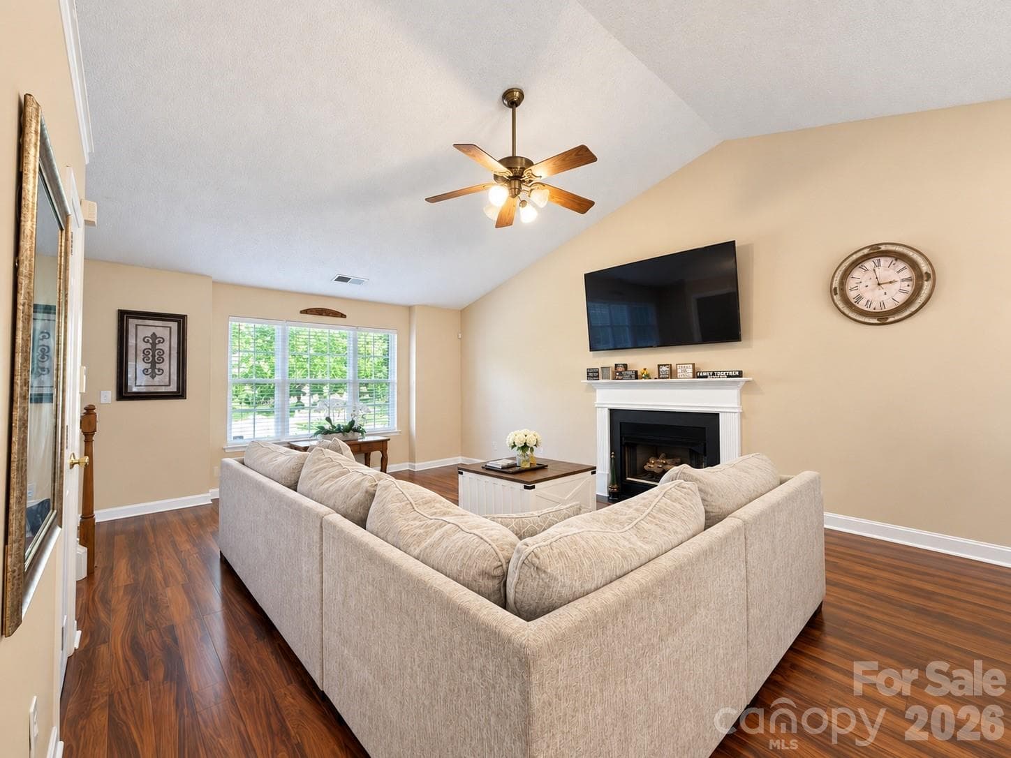 Single Family Residence at 15751 Southern Garden Lane, Charlotte, photo 6 of 27