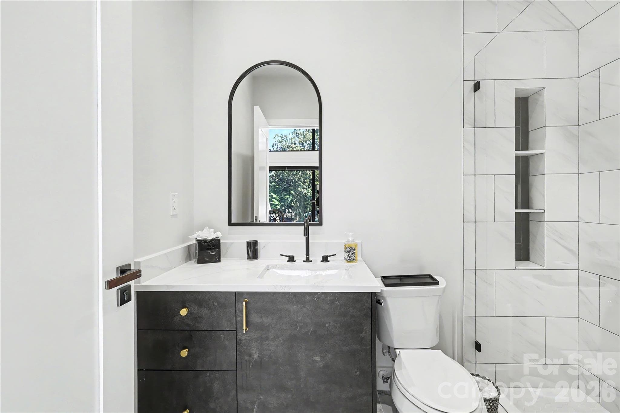 Full bathroom - 5447 Topping Place, Charlotte
