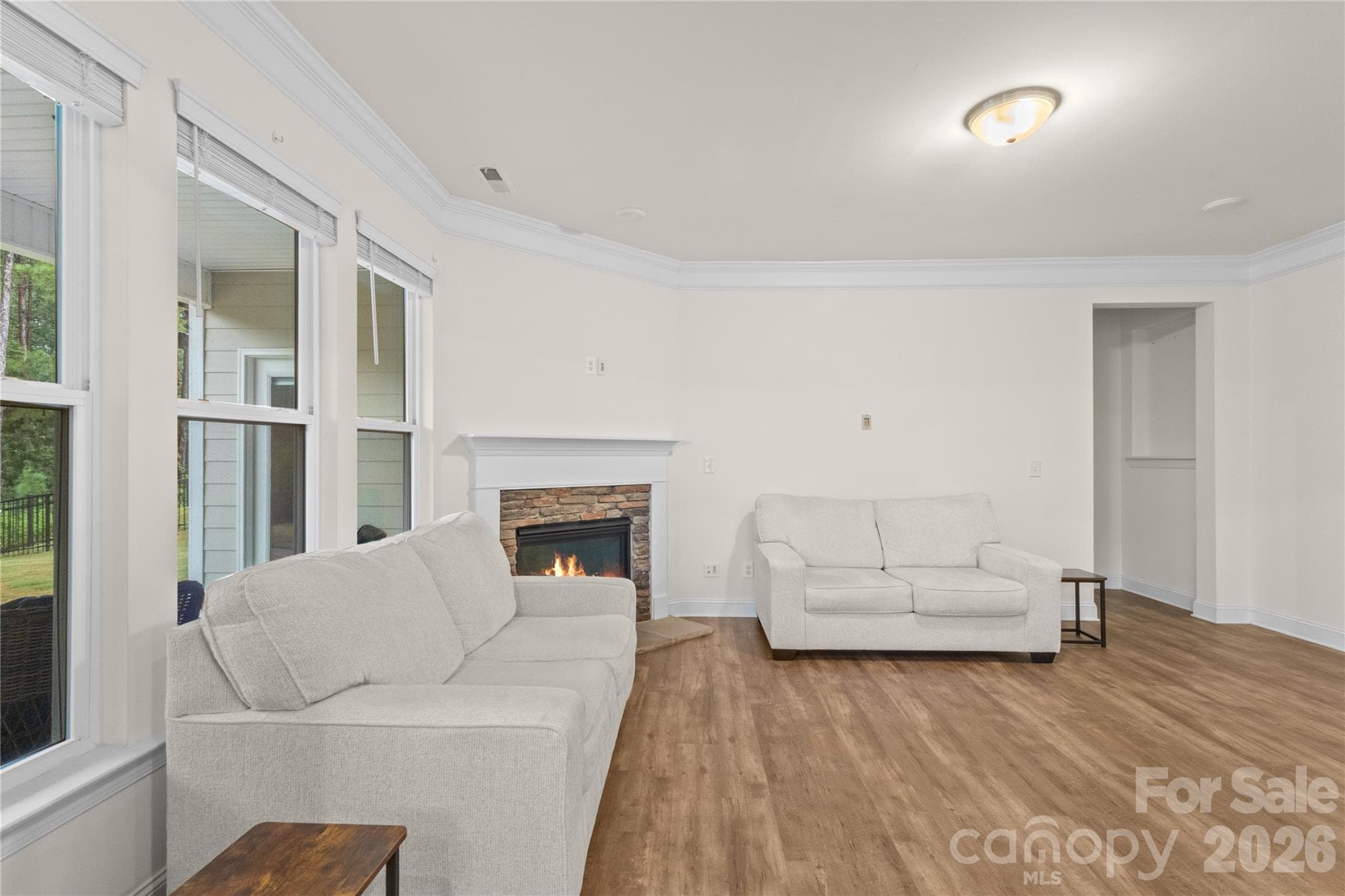 Single Family Residence at 4020 Clapton Drive, Lancaster, photo 7 of 42
