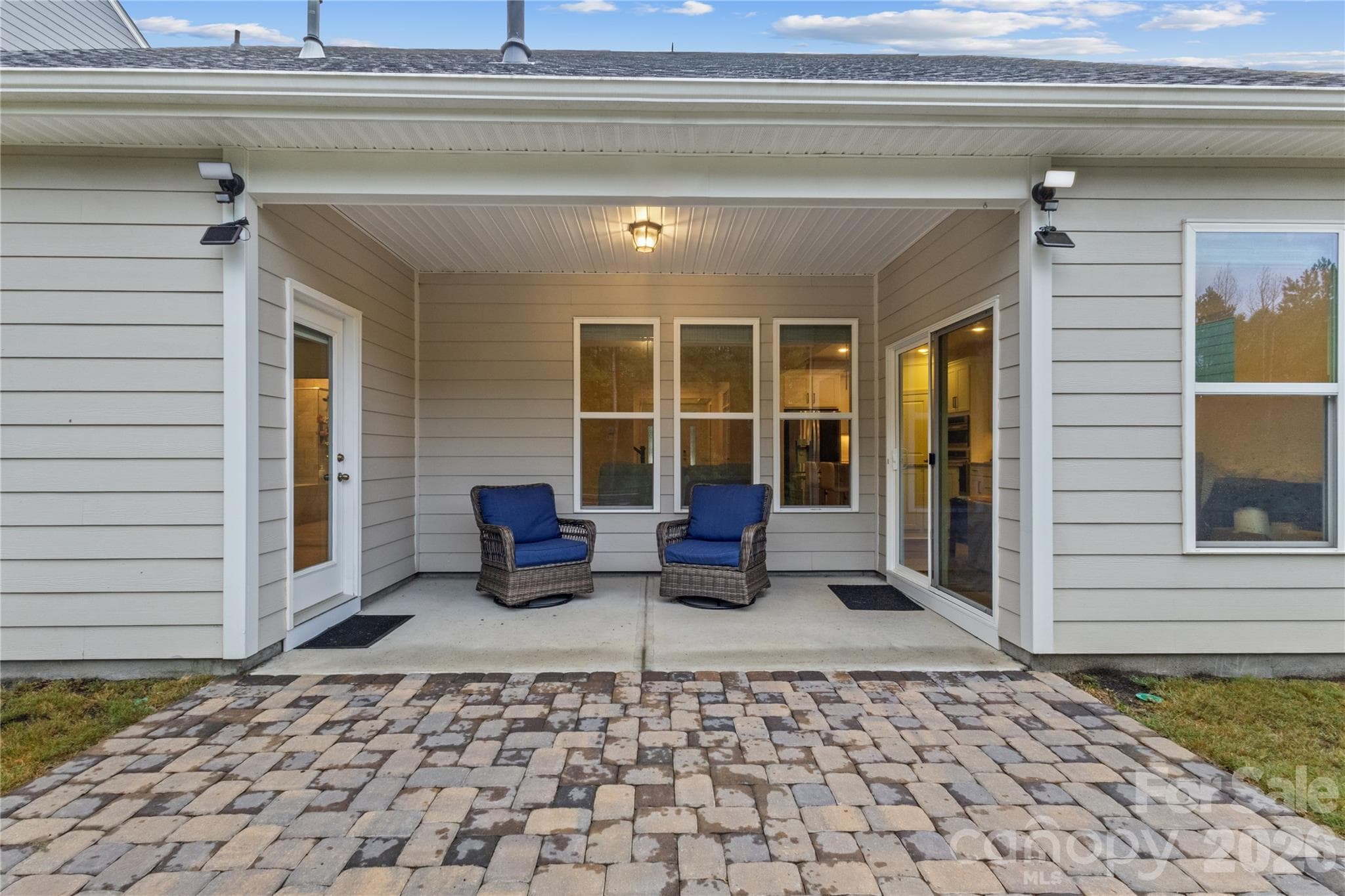 Single Family Residence at 4020 Clapton Drive, Lancaster, photo 33 of 42