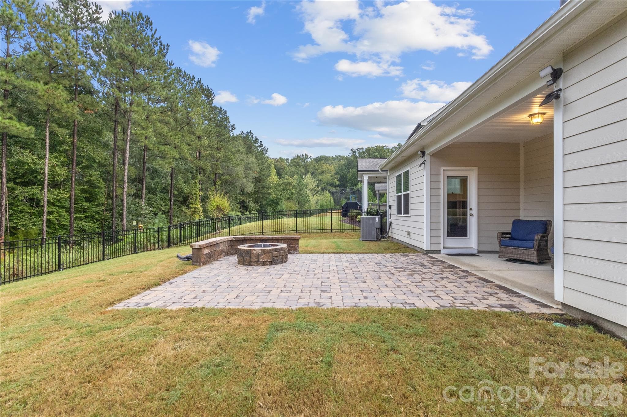 Single Family Residence at 4020 Clapton Drive, Lancaster, photo 34 of 42